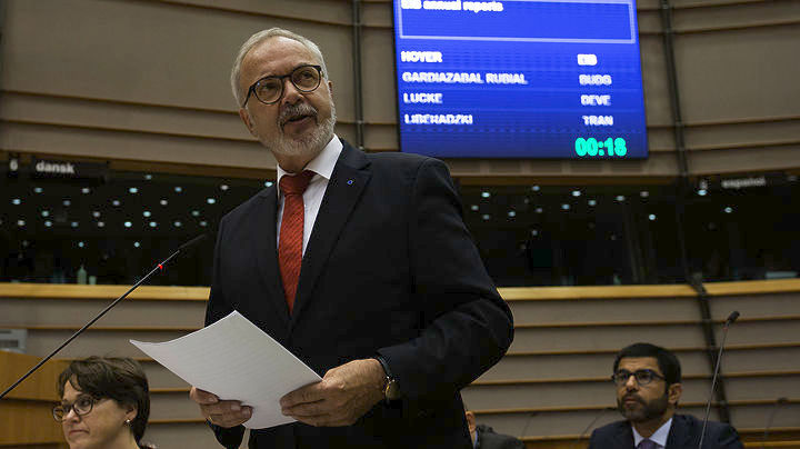 Χόιερ: Στα 2 δισ. ευρώ η χρηματοδότηση της ΕΤΕπ στην Ελλάδα