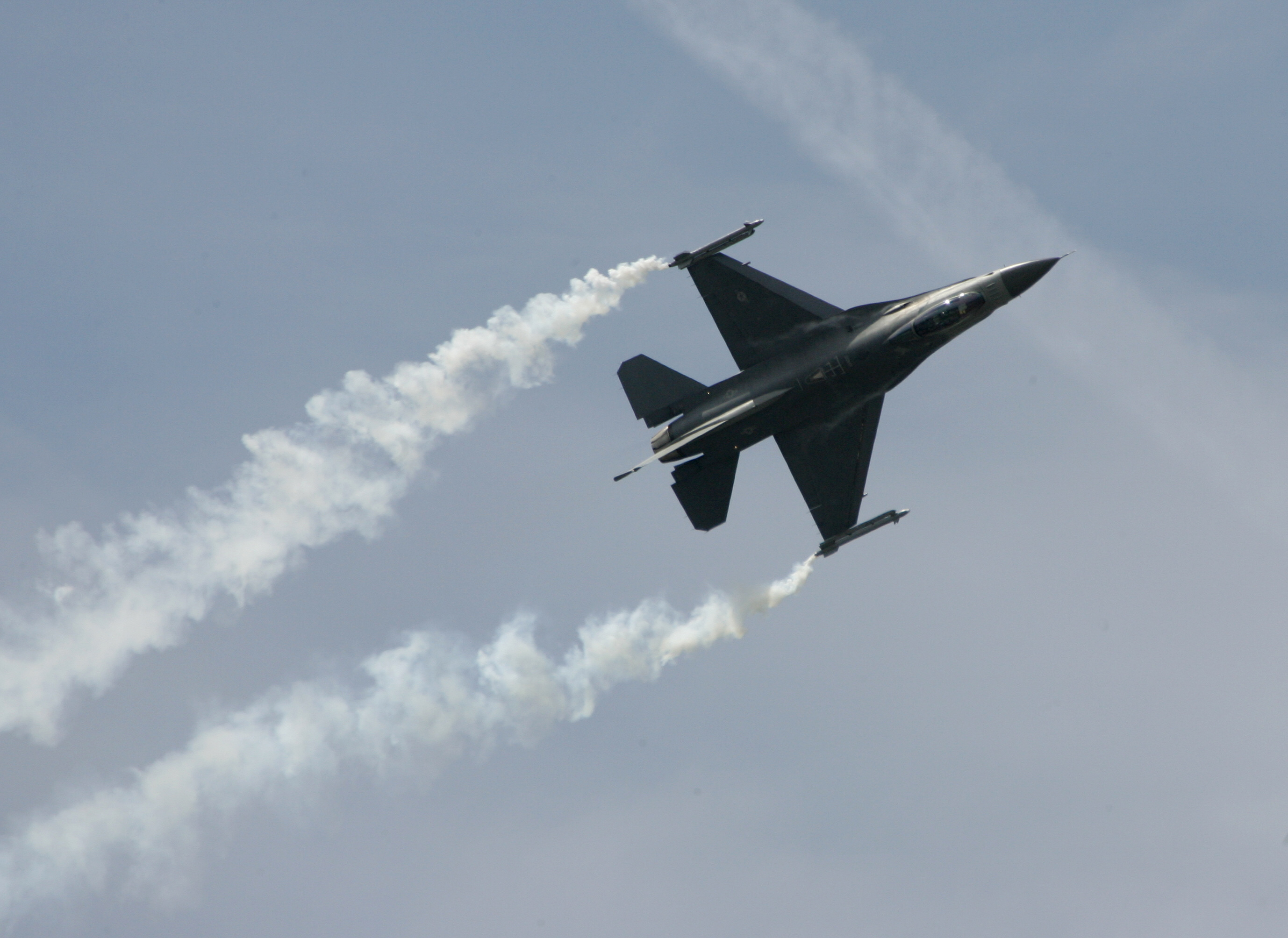 Βίτσας: Από το 2019 η σταδιακή παραλαβή των αναβαθμισμένων F-16