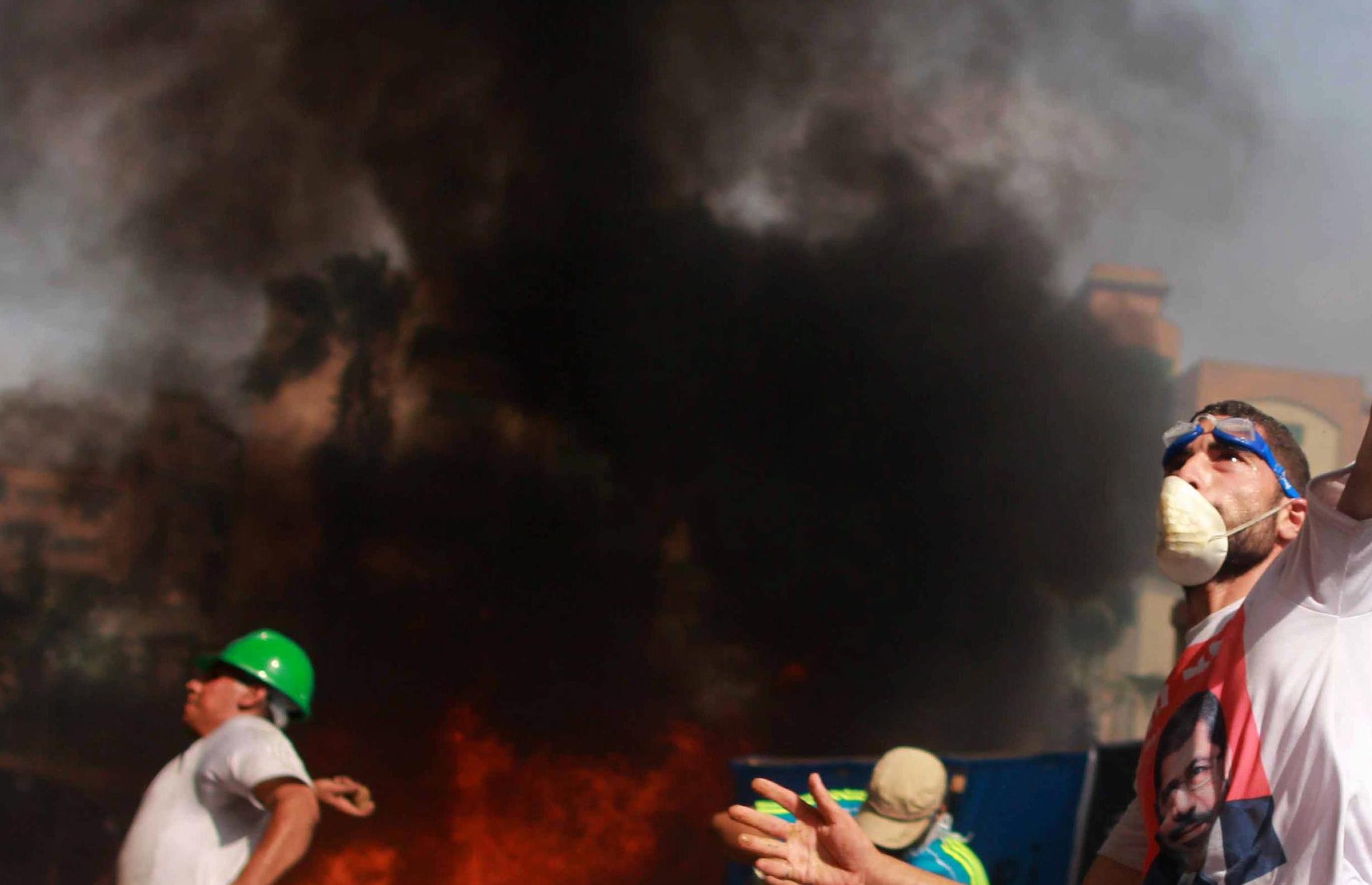 Αίγυπτος: Δεκάδες αστυνομικοί και στρατιωτικοί νεκροί σε ενέδρα ισλαμιστών