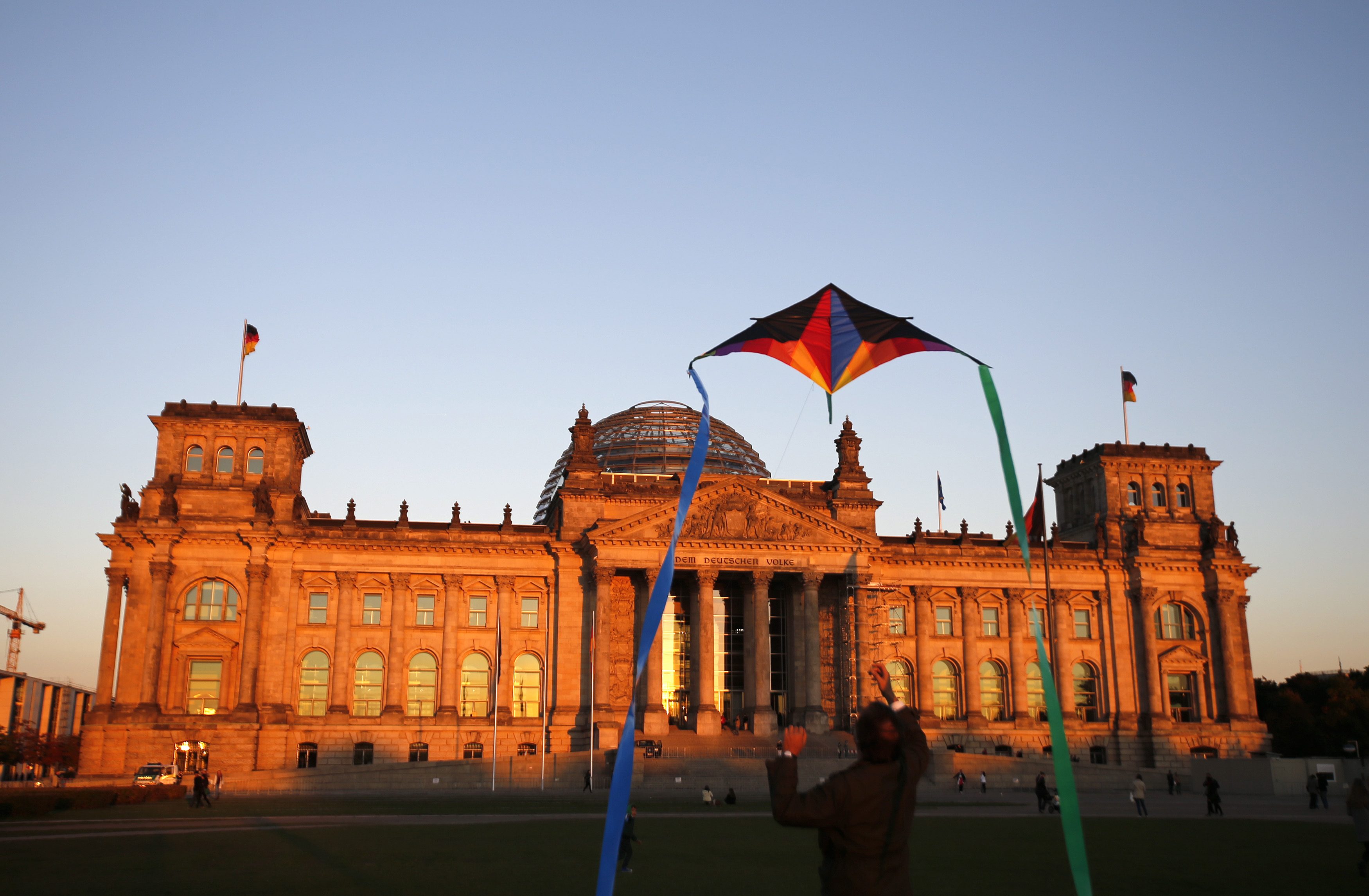 Πιθανή συνύπαρξη φιλελεύθερου FDP με ακροδεξιά στο γερμανικό κοινοβούλιο