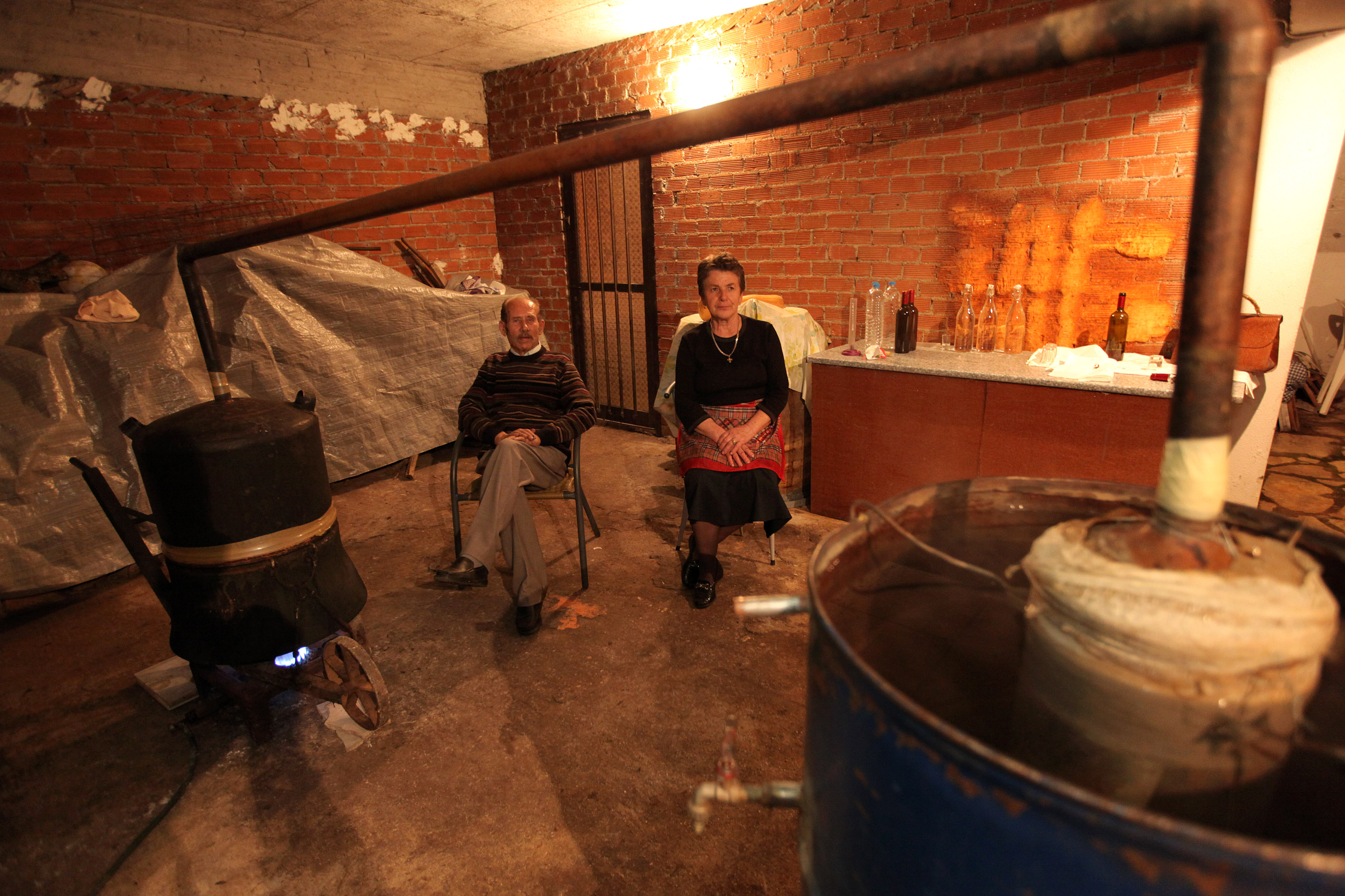 Χύμα τσίπουρο θα πωλείται σε λαϊκές