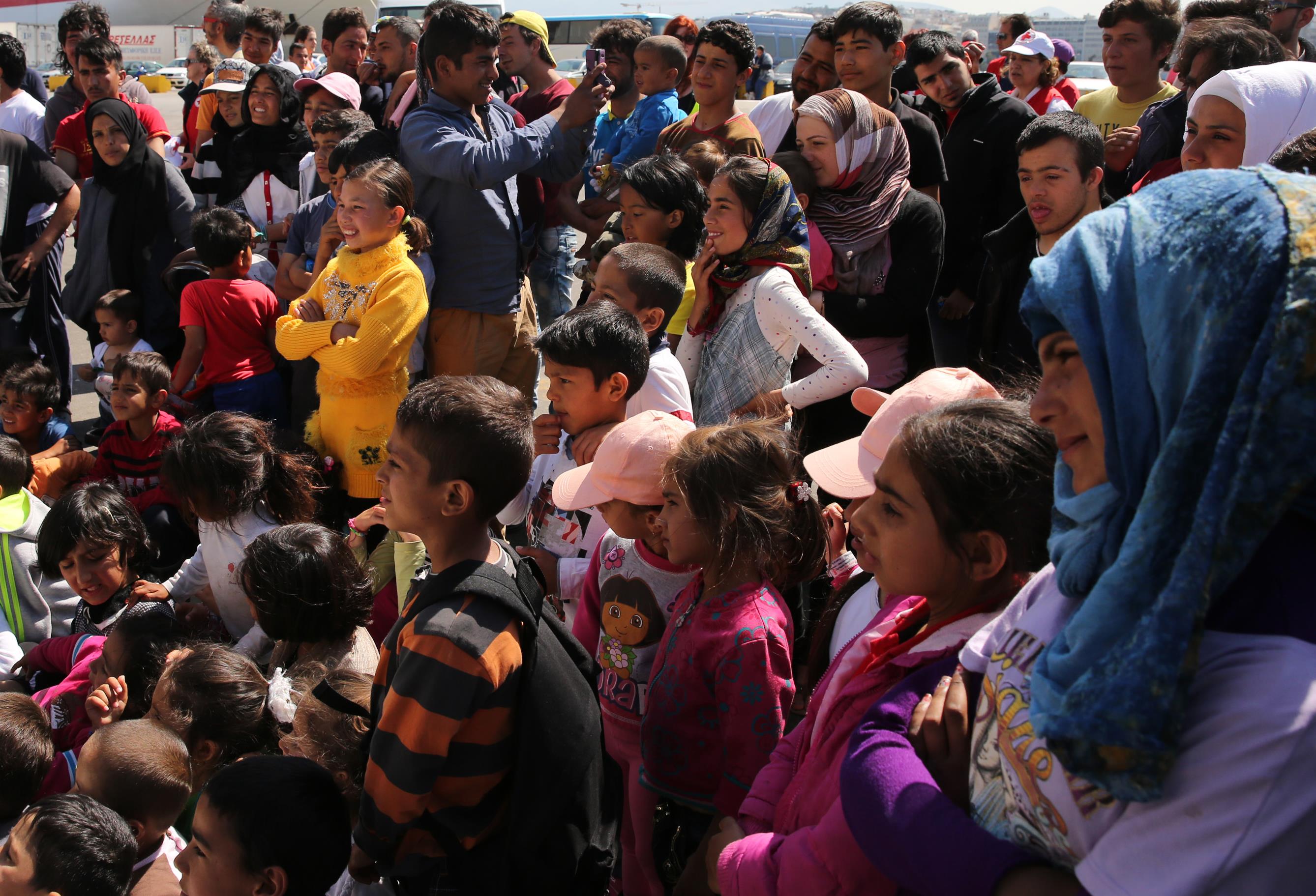 Στην Ιταλία το «πλοίο των παιδιών» με 606 πρόσφυγες