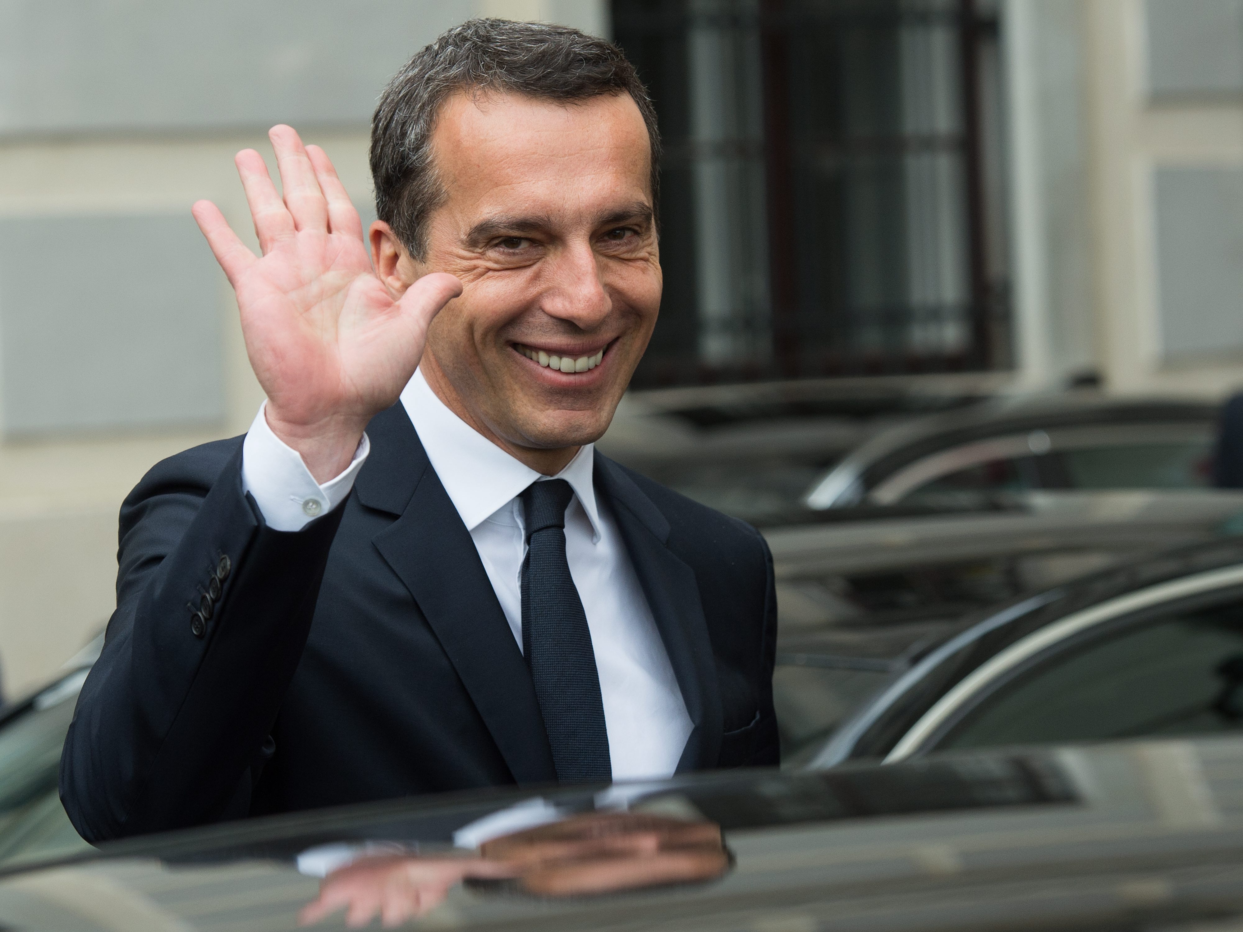 Εξηγήσεις από αυστριακό καγκελάριο για «εκστρατεία» κατά του αντιπάλου του