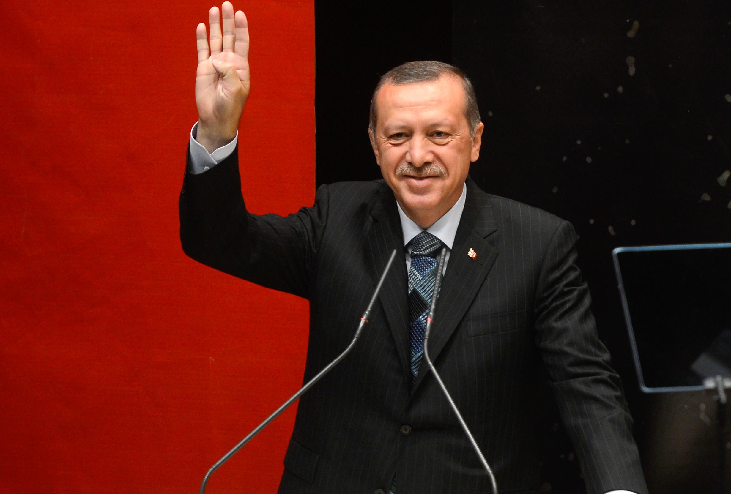 Επίσκεψη Ερντογάν στο Βελιγράδι – Αγκάθι στις σχέσεις το Κόσοβο