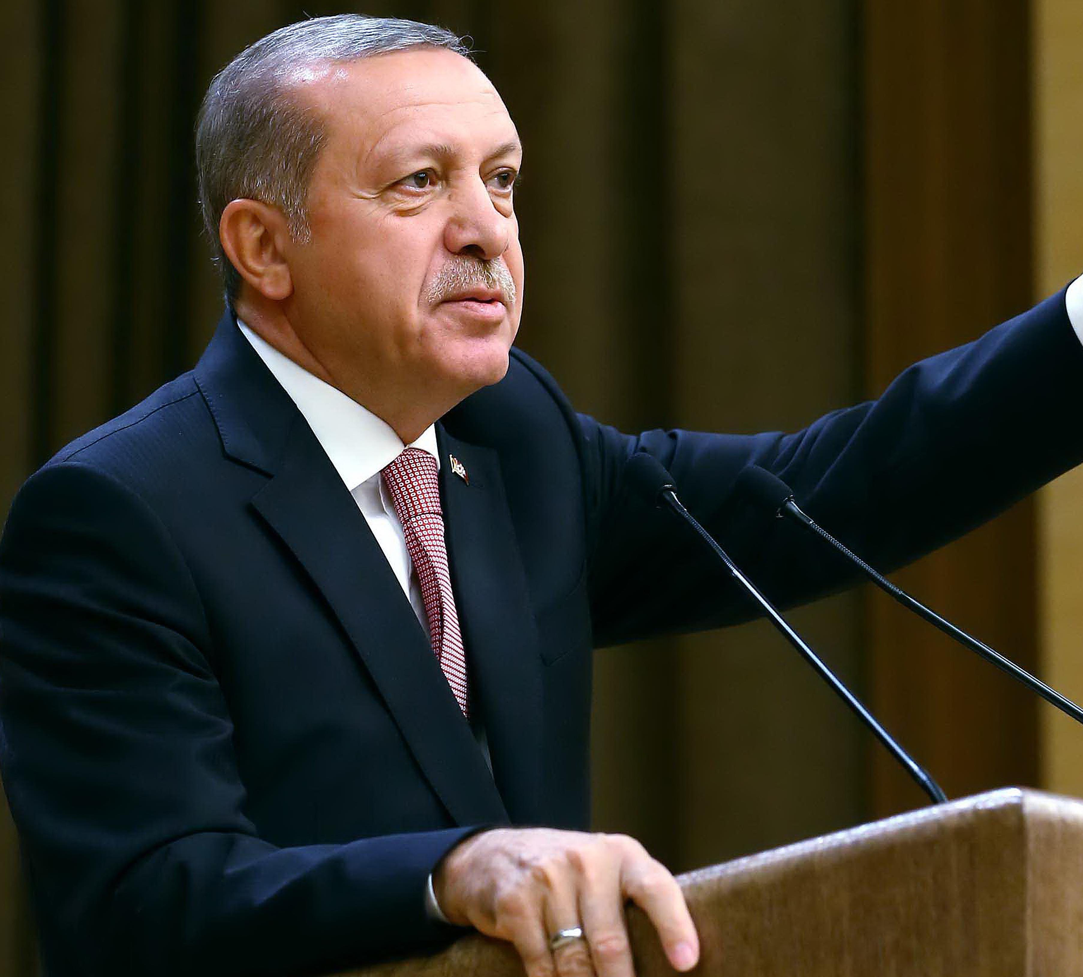 Τουρκία και Σερβία υπέγραψαν 16 συμφωνίες συνεργασίας