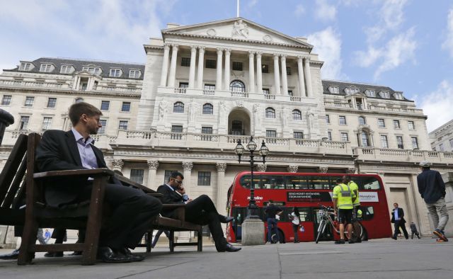 Λονδίνο: Γιατί οι νέοι δανείζονται σαν να μην υπάρχει αύριο