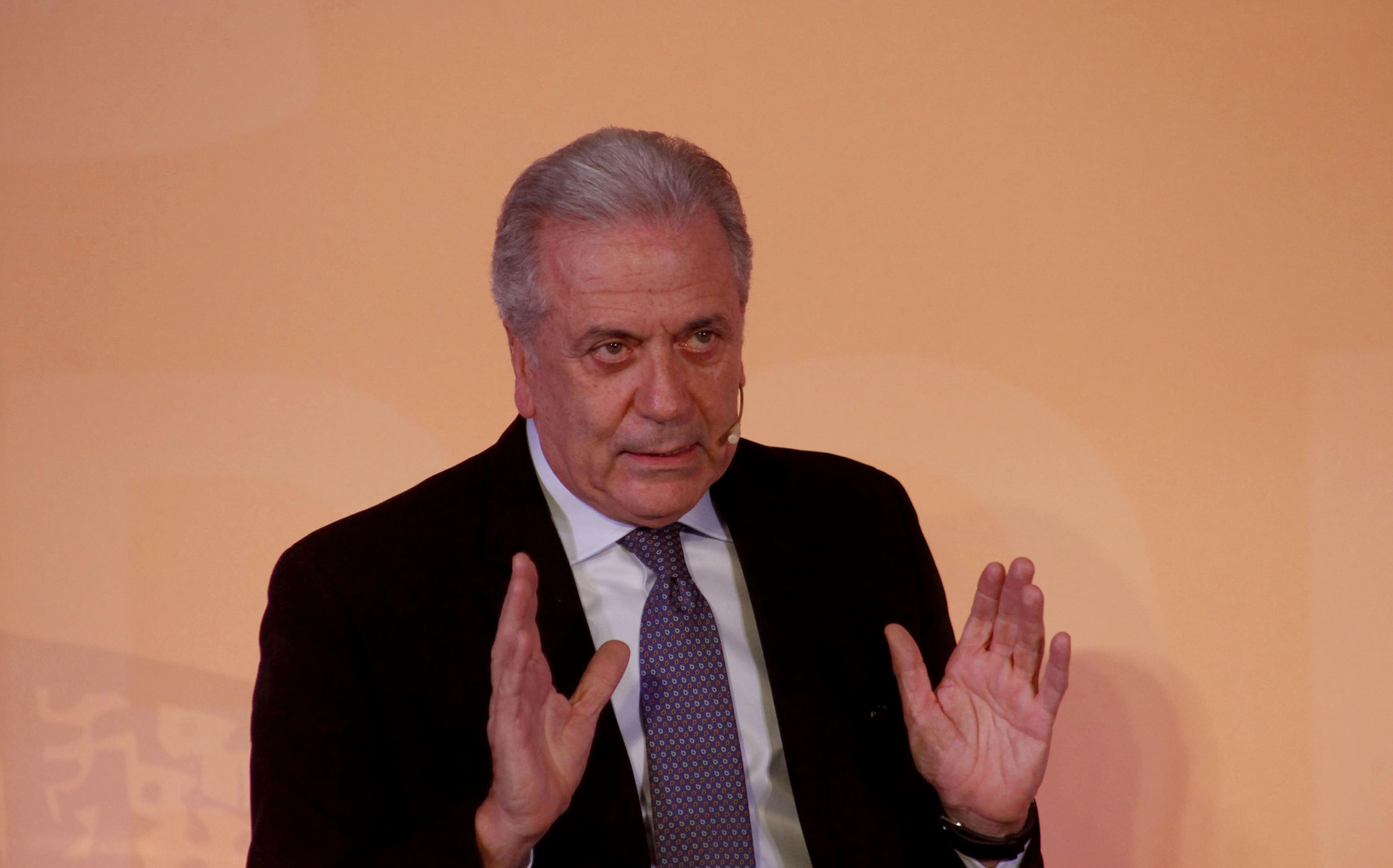 Αβραμόπουλος: Μια ισχυρή Σένγκεν πρέπει να είναι περισσότερο ενιαία