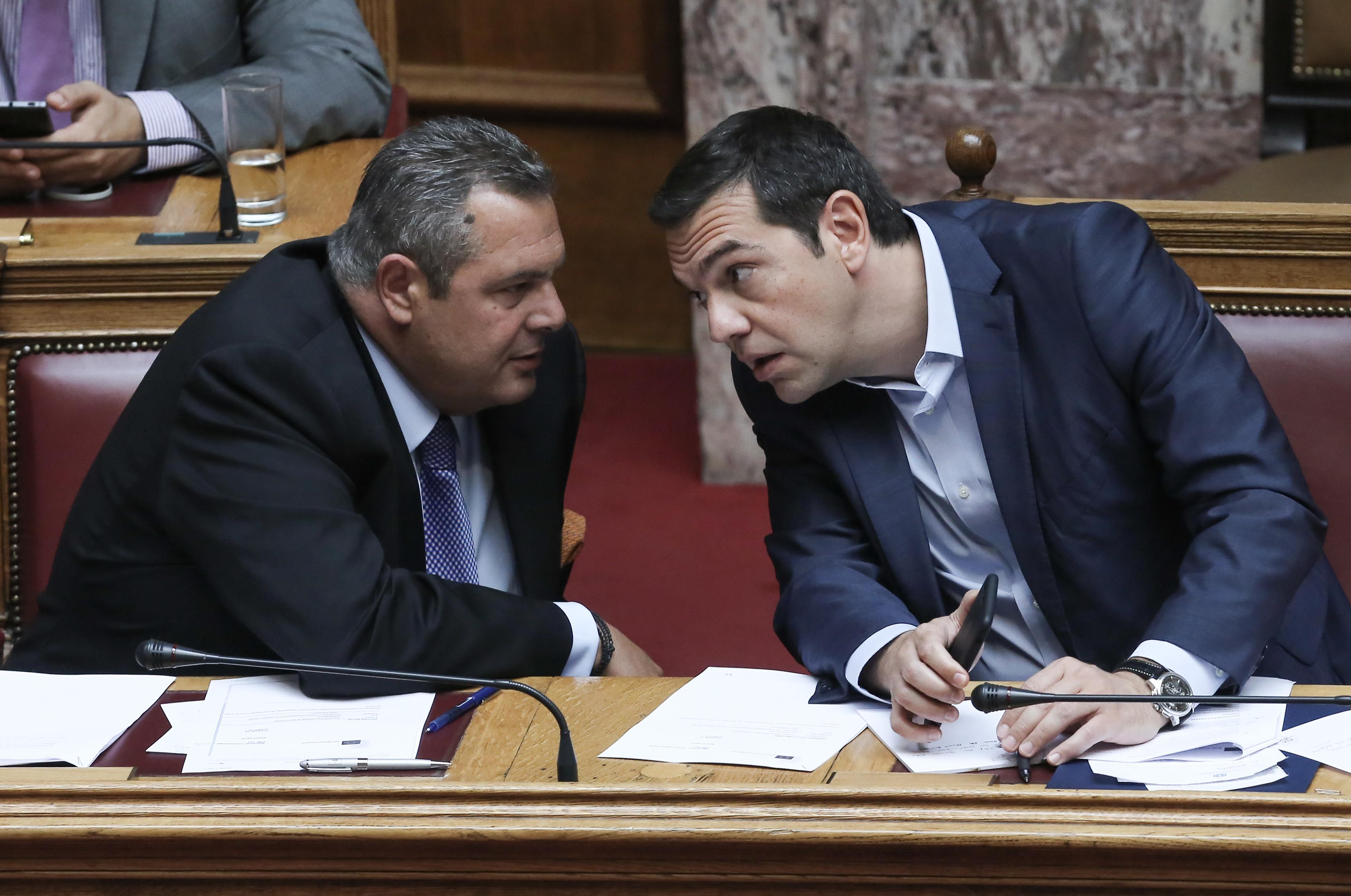 ΝΔ: Ο «υπουργός της ρουλέτας» σέρνει τον Τσίπρα στην πλήρη απαξίωση