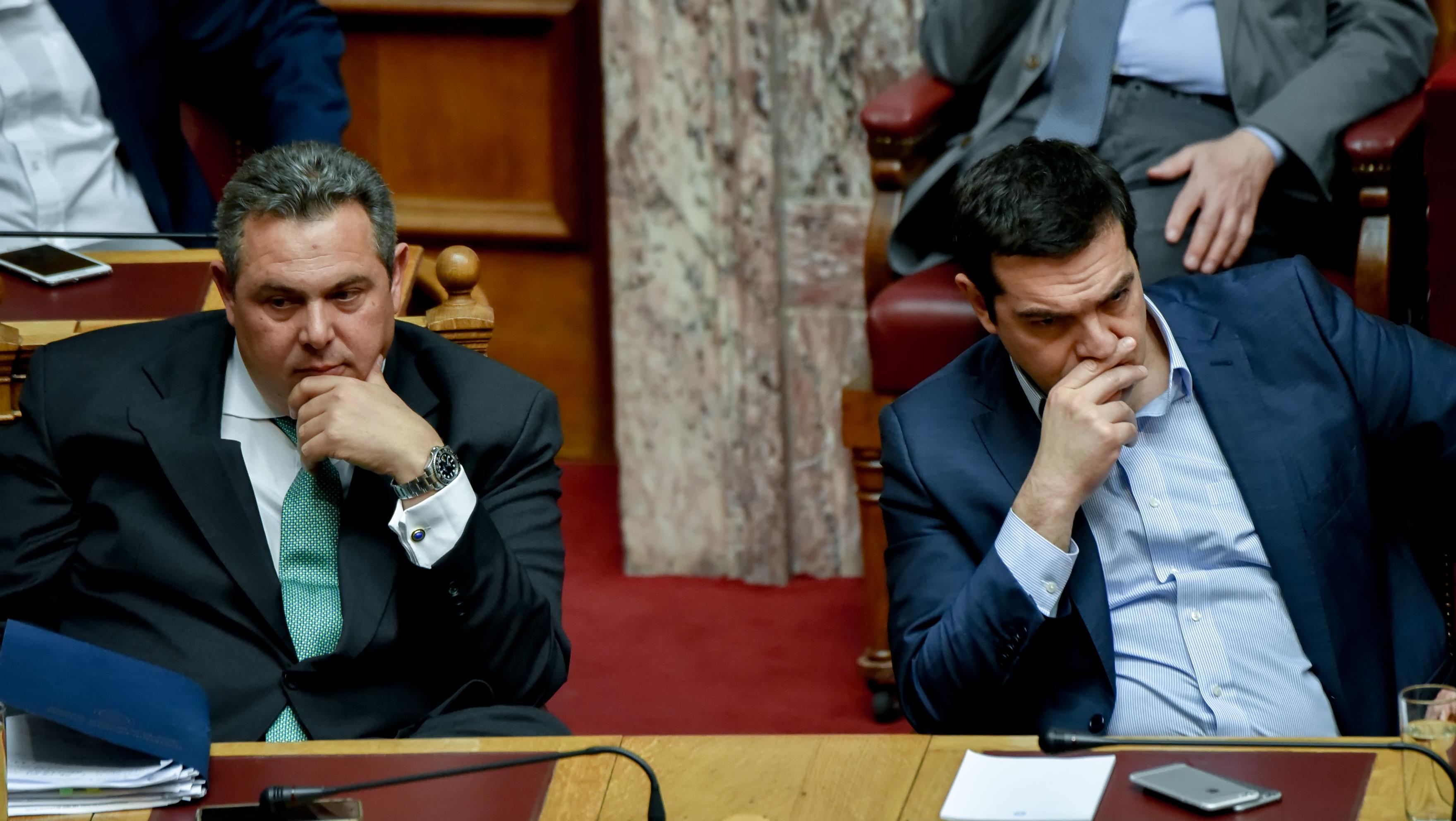 Βουλευτές ΣΥΡΙΖΑ κατά Κοντονή για το άρθρο 3 περί ταυτότητας φύλου