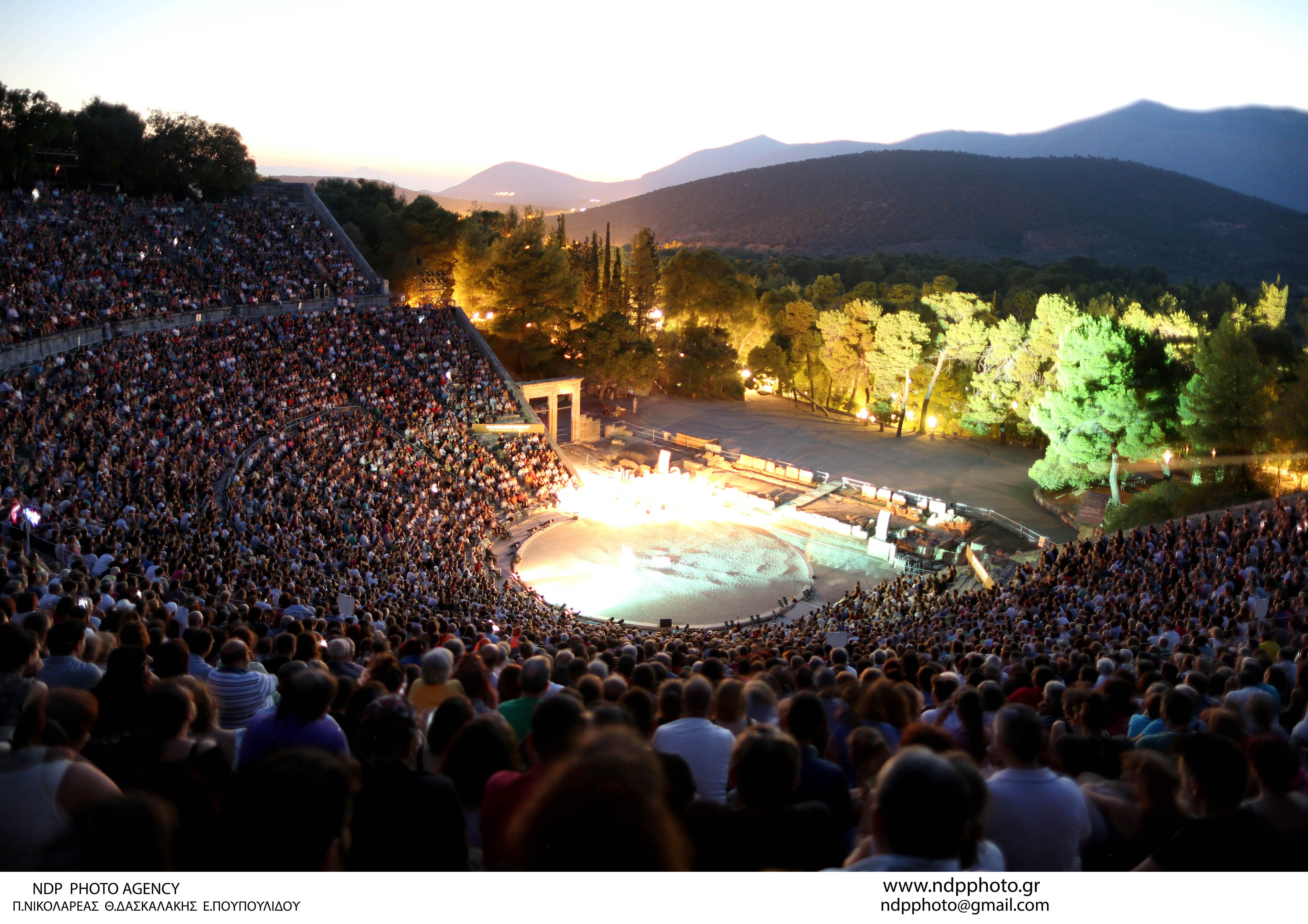 Φεστιβάλ Αθηνών & Επιδαύρου: «Εκπαιδεύοντας το κοινό στο αρχαίο δράμα»