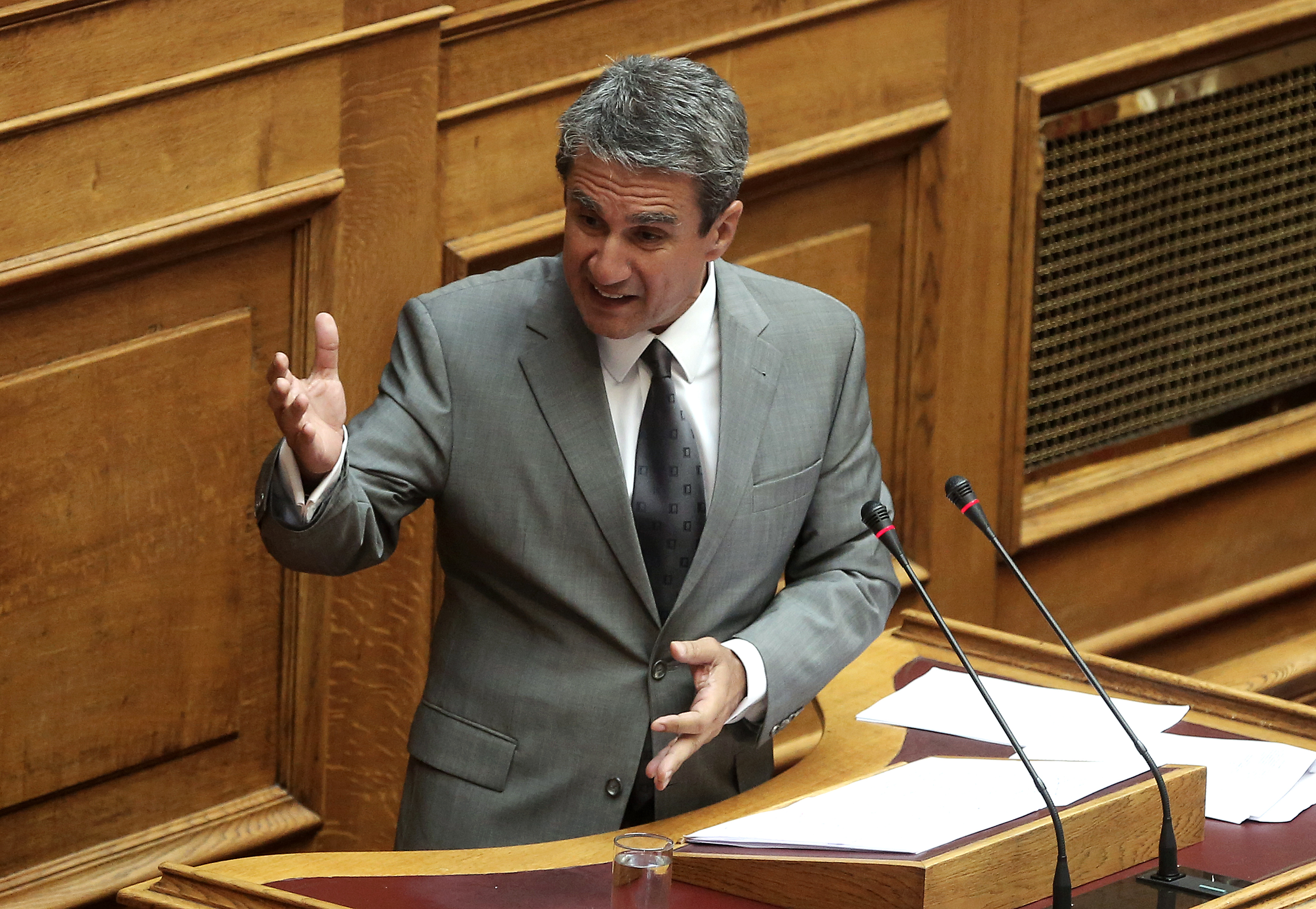 Ερώτηση Λοβέρδου σε Κουρουμπλή για το τσιγαράδικο στην Παλαιόχωρα