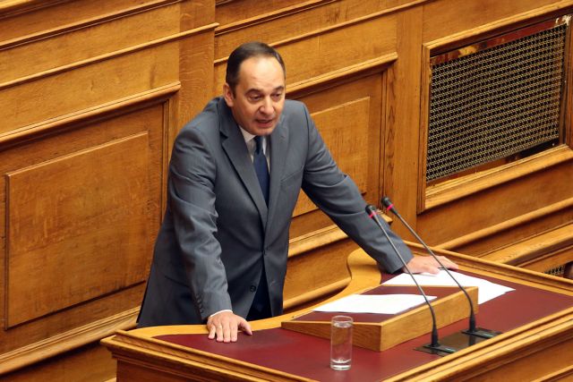 Πλακιωτάκης: Ο Τσίπρας κρατά τον Κουρουμπλή για τη Σοσιαλιστική Τάση