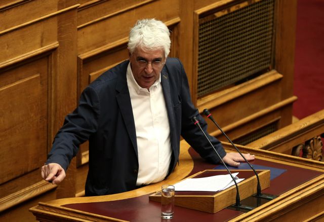 Παρασκευόπουλος: Συκοφαντίες οι κατηγορίες για το νόμο