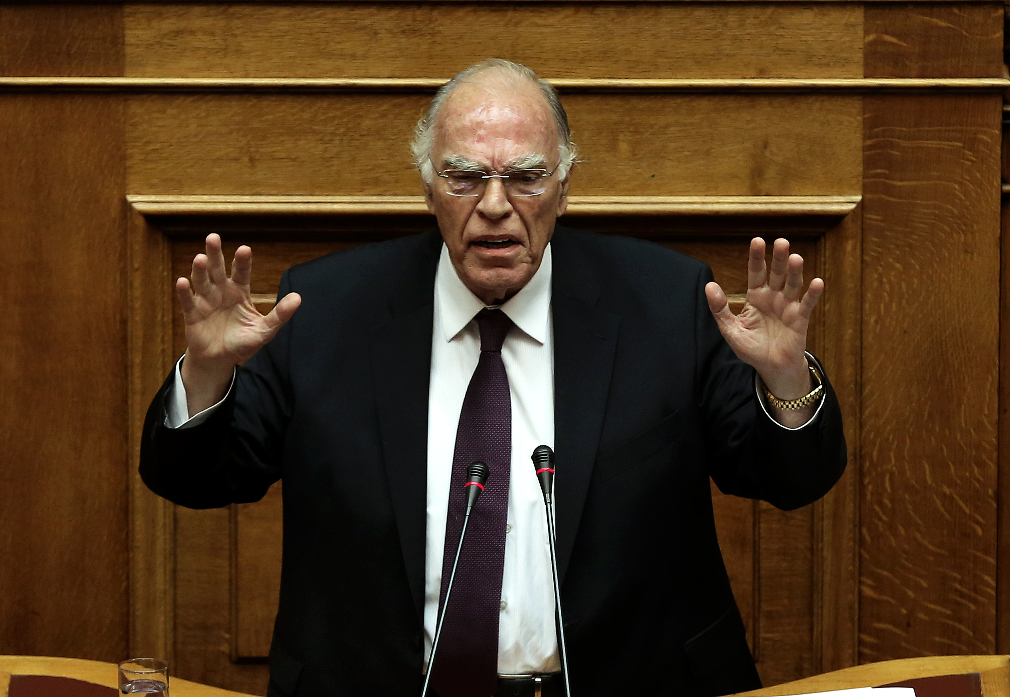 Λεβέντης: Δεν ψηφίζω κάτι που δεν μπορεί να καταλάβει η γυναίκα μου