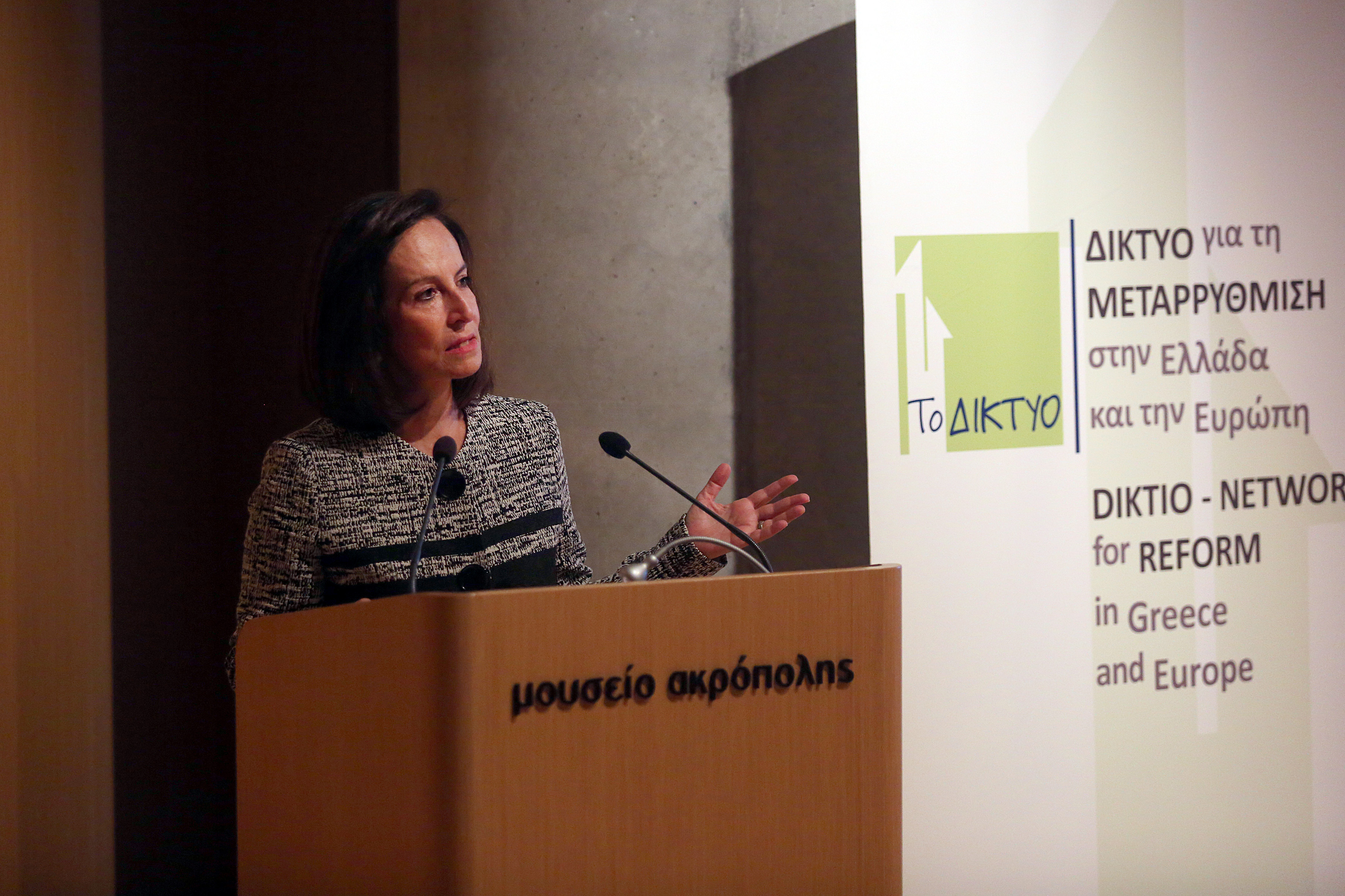 Ισχυρή αποκέντρωση ζήτησαν Διαμαντοπούλου, Καμίνης, Μπουτάρης και Μώραλης