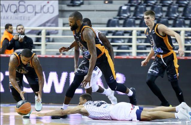 Έκπληξη από τον Προμηθέα που άλωσε το Παλατάκι