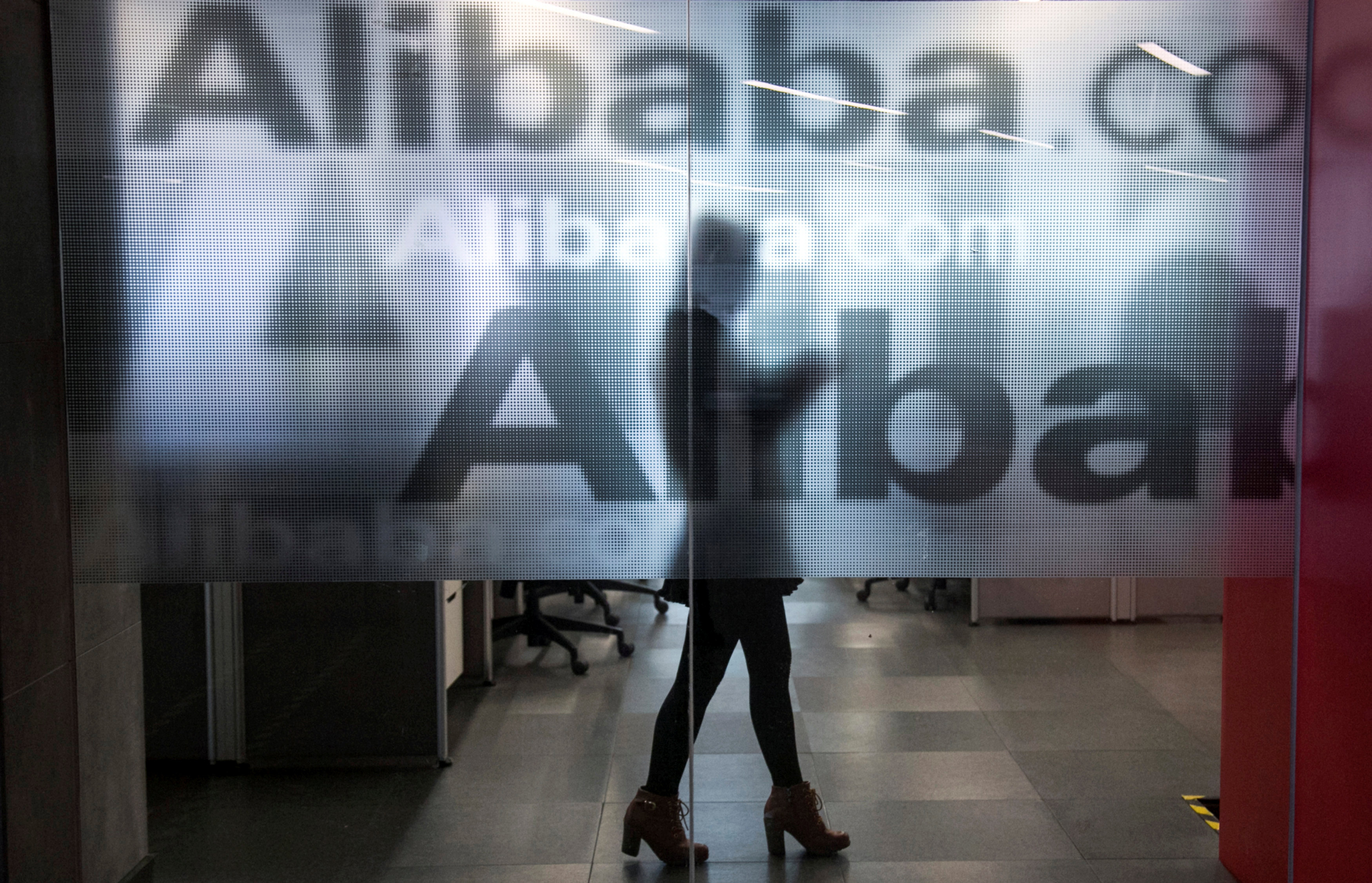 Η Alibaba ξεπέρασε την Amazon στο ηλεκτρονικό εμπόριο