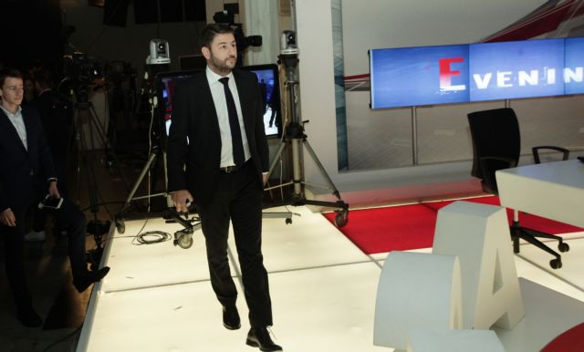 Ανδρουλάκης: Λάθος μήνυμα από τα προοδευτικά κόμματα για την ταυτότηα φύλου