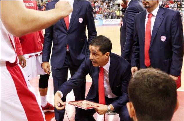 Στη διάθεση των παικτών του στάθηκε ο Σφαιρόπουλος