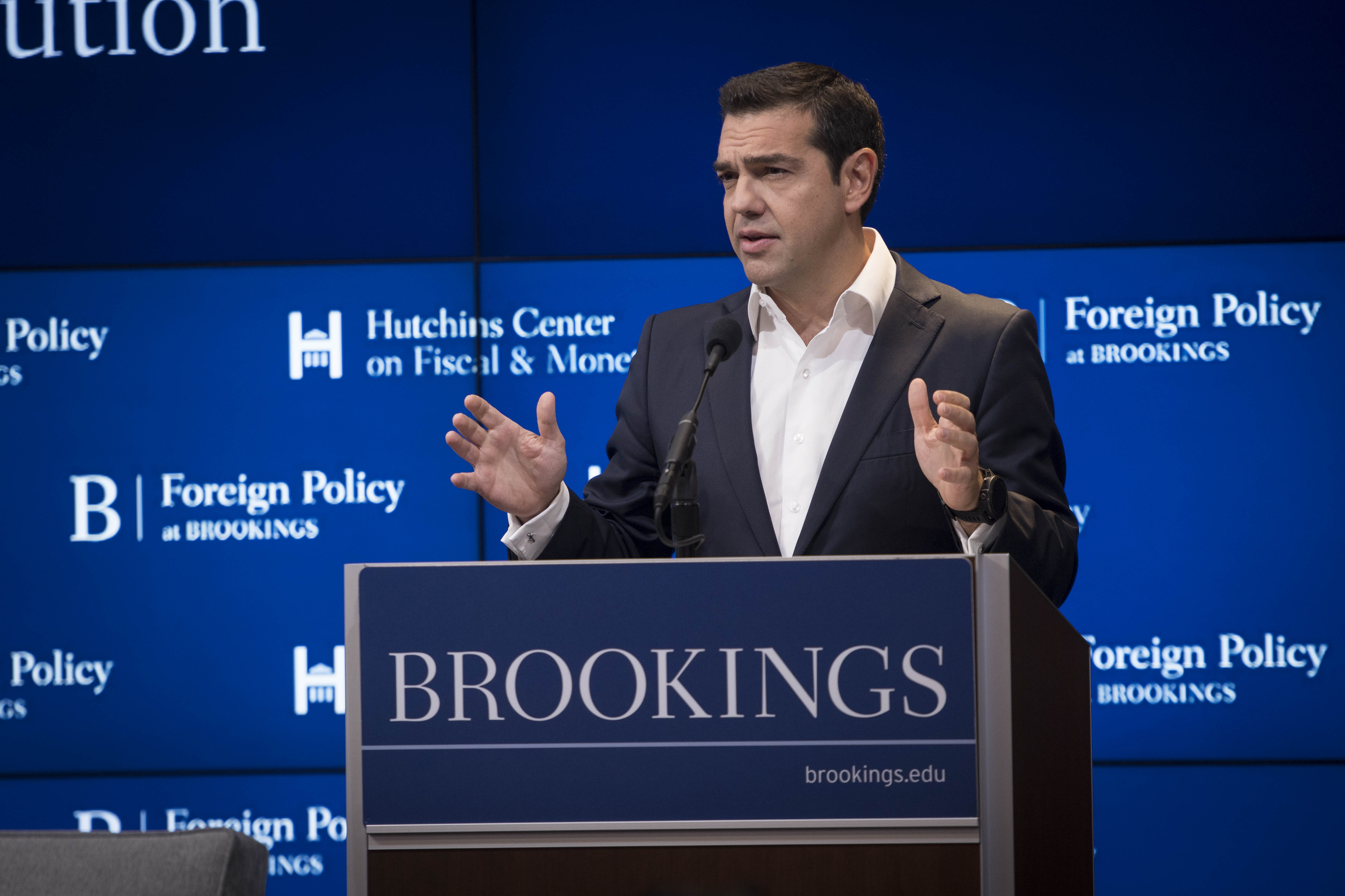 Τσίπρας: Μπαίνουμε σε νέα εποχή, αφήνουμε πίσω όσα μας έφεραν στην κρίση