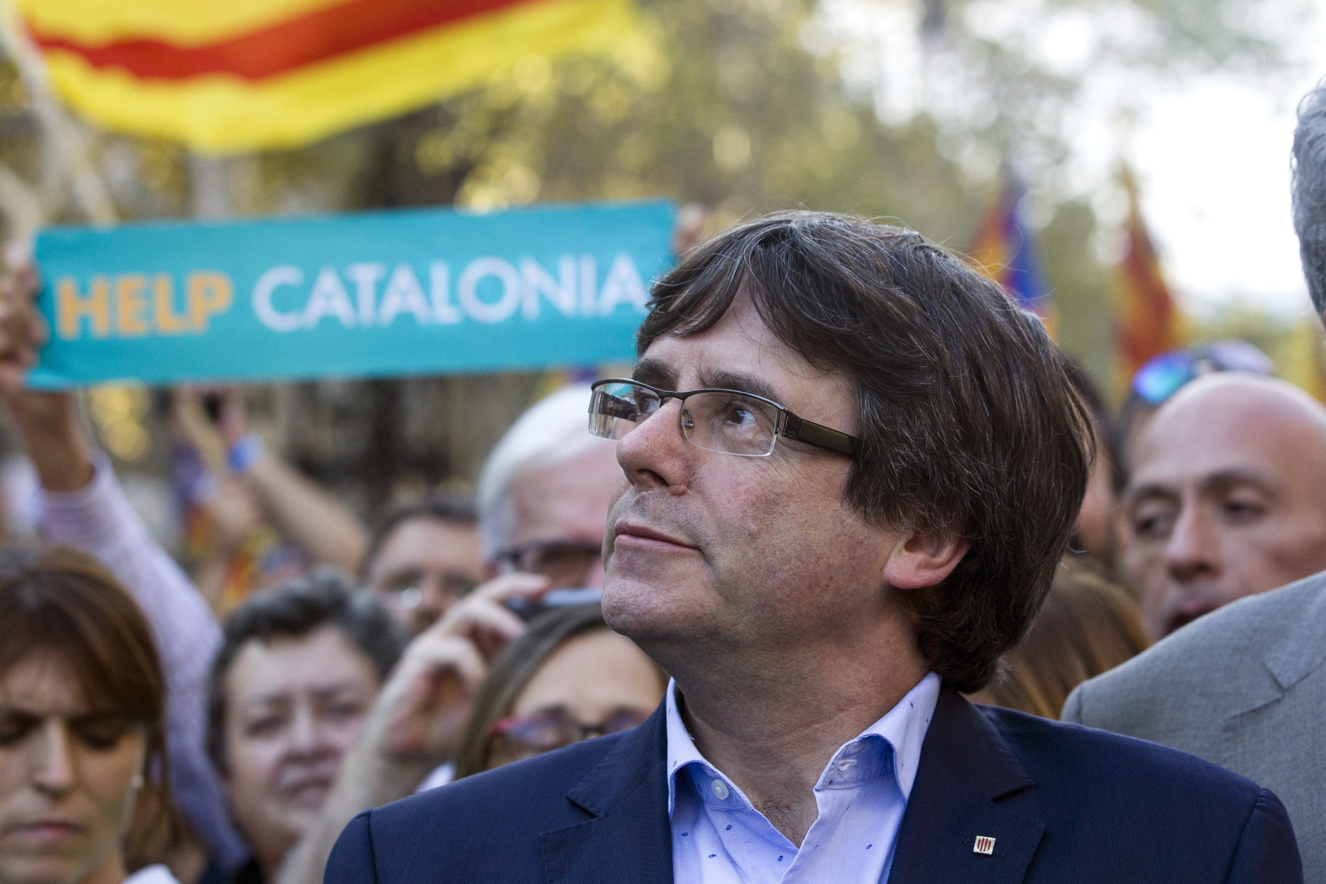 Στα ύψη η αγωνία – «Εμπρός Καταλανοί» λέει ο Πουτζδεμόντ
