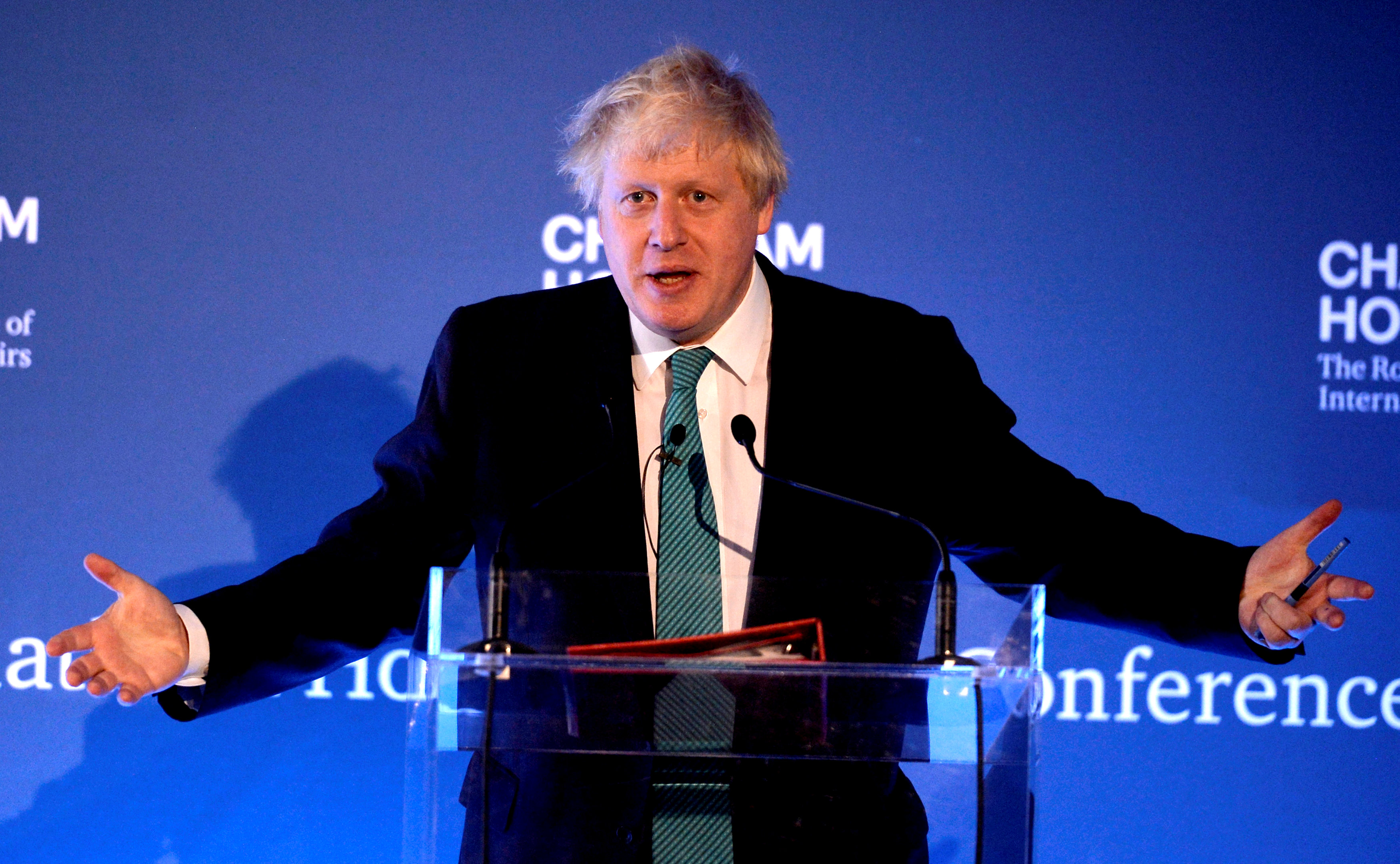 Τζόνσον: Θα τηρηθεί η συμφωνία μεταξύ Δύσης και Ιράν παρά τη στάση των ΗΠΑ