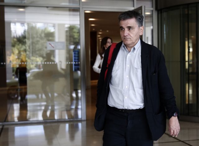 Ένα μήνα προθεσμία για να κλείσουν τα προαπαιτούμενα