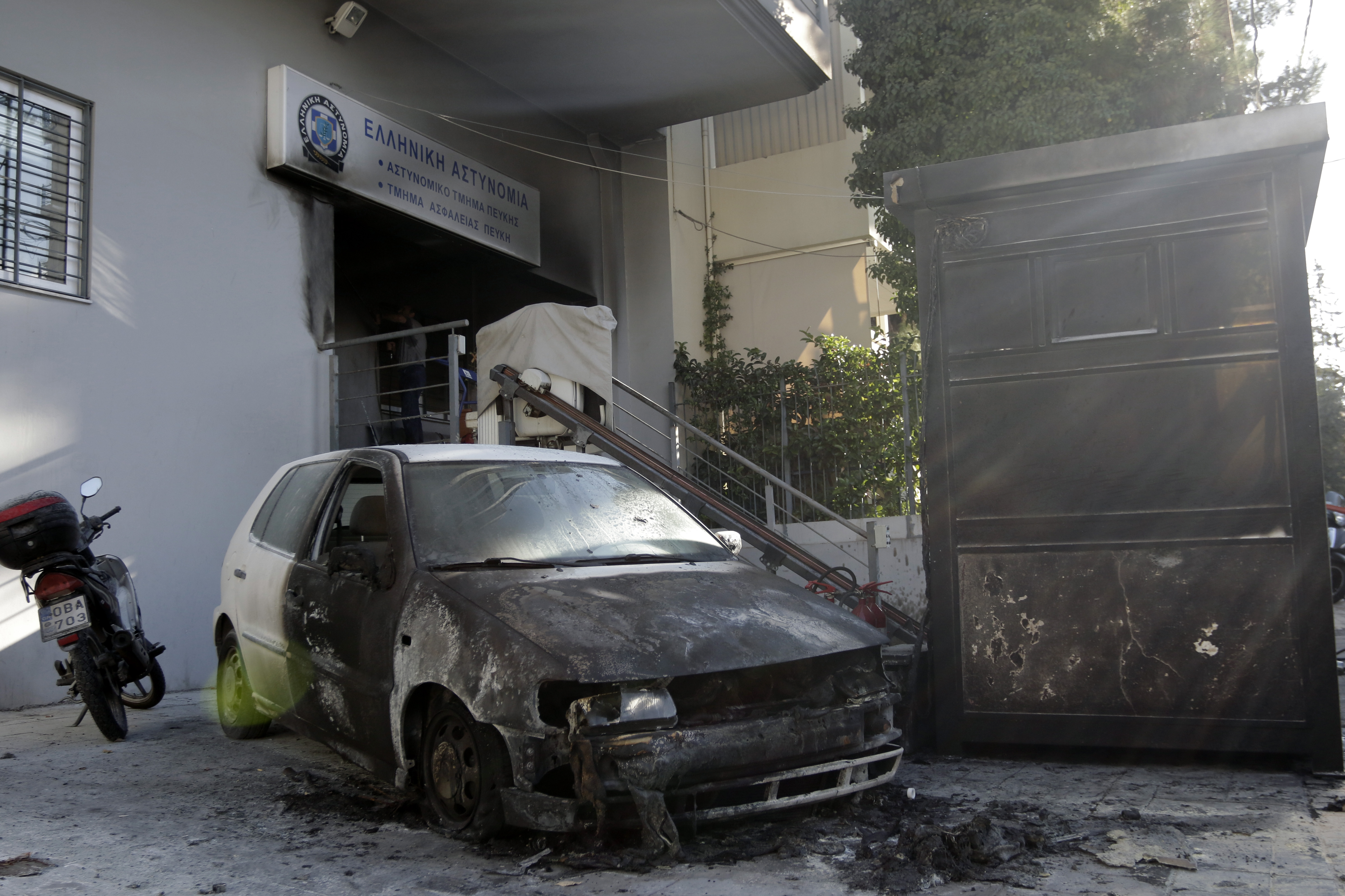 Μία εβδομάδα επιθέσεων του Ρουβίκωνα στην πρωτεύουσα