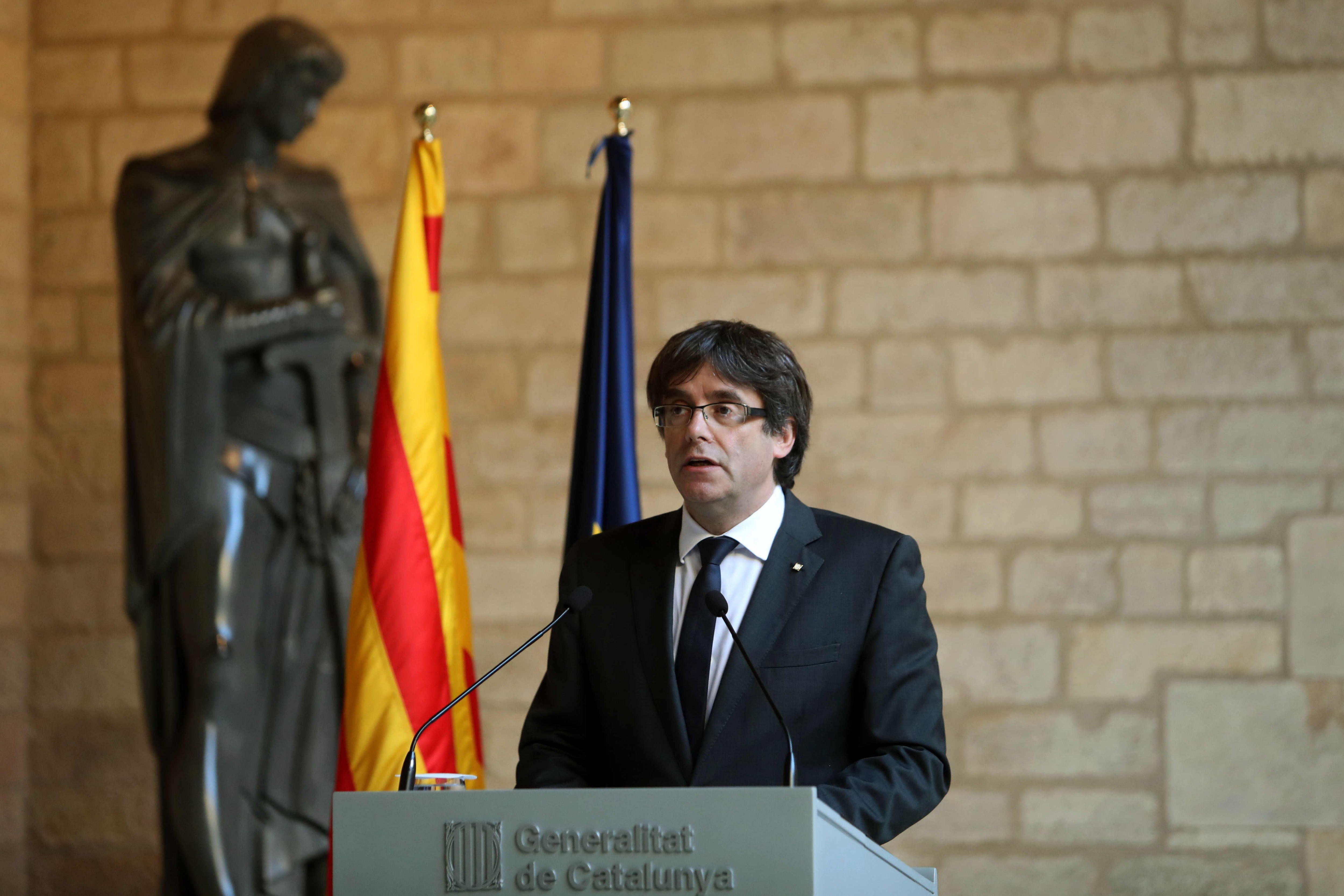 Καταλονία: Aποκλείει τις πρόωρες εκλογές ο Πουτζδεμόντ