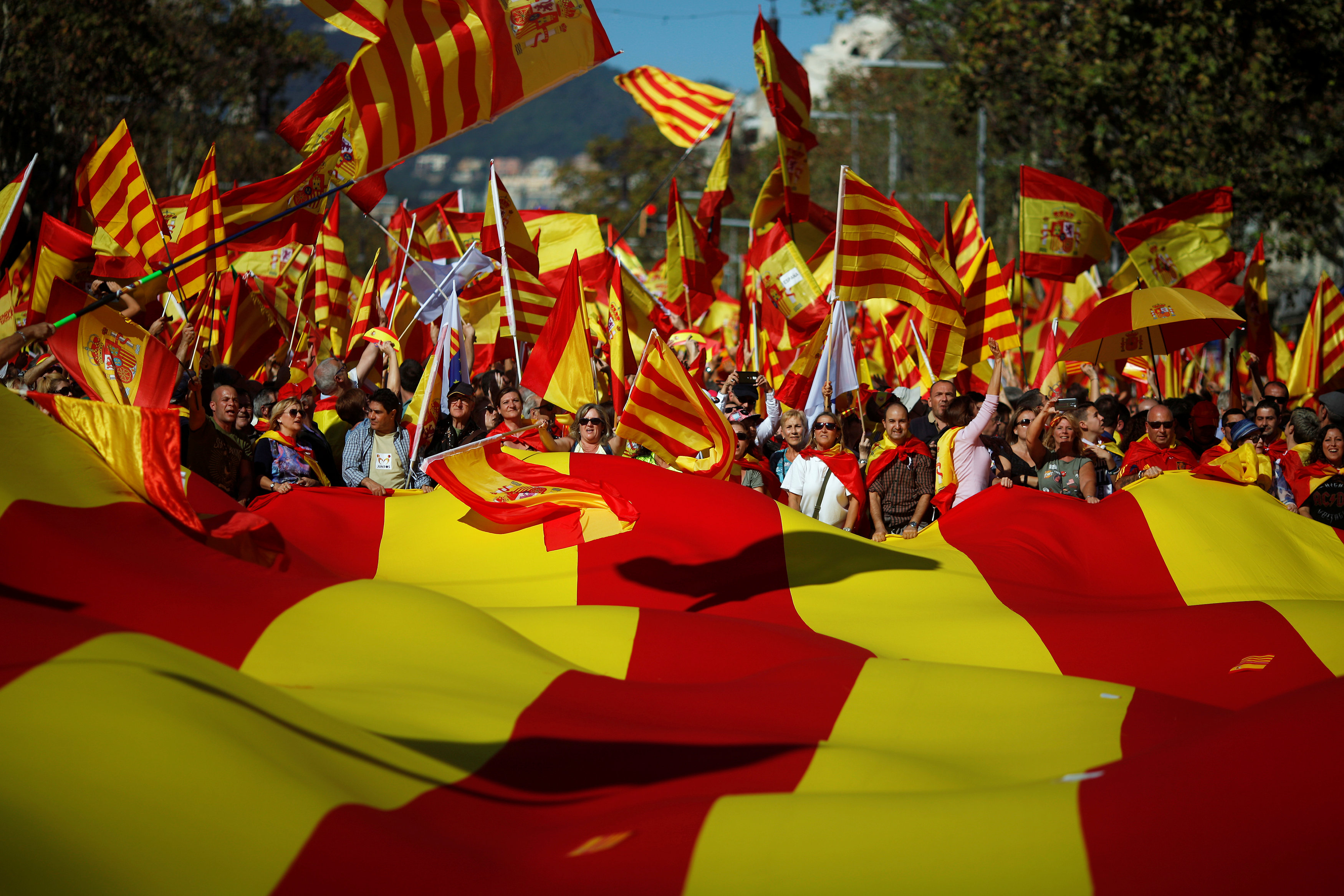 Σκληρή μάχη για το μέλλον της Καταλονίας