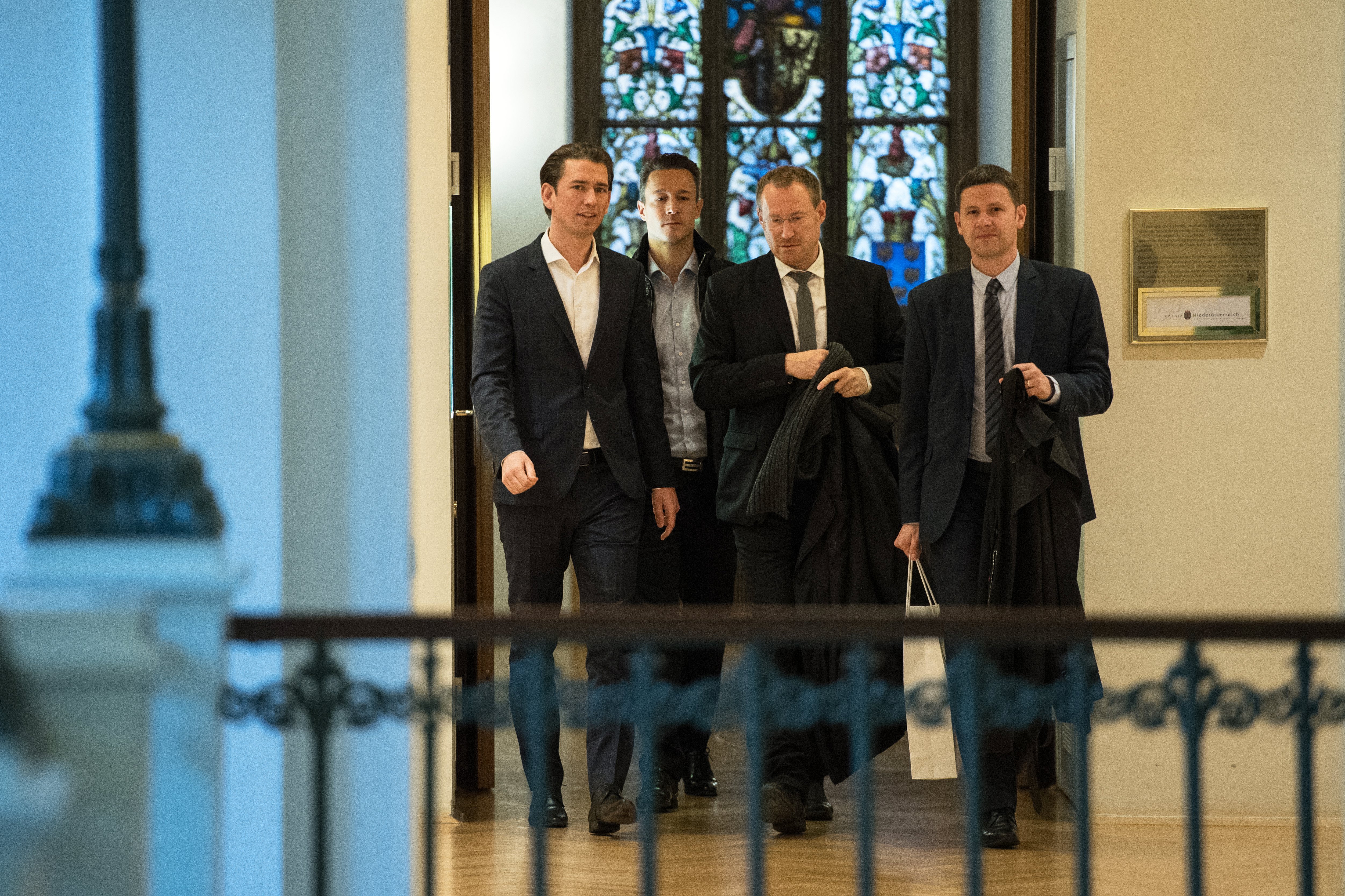 Αυστρία: Ξεκίνησαν οι διαπραγματεύσεις σχηματισμού της κυβέρνησης