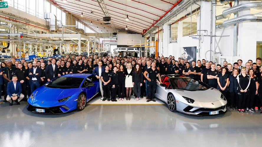 Η Lamborghini γιορτάζει «νταμπλ» παραγωγής με 7.000 Aventador και 9.000 Huracan