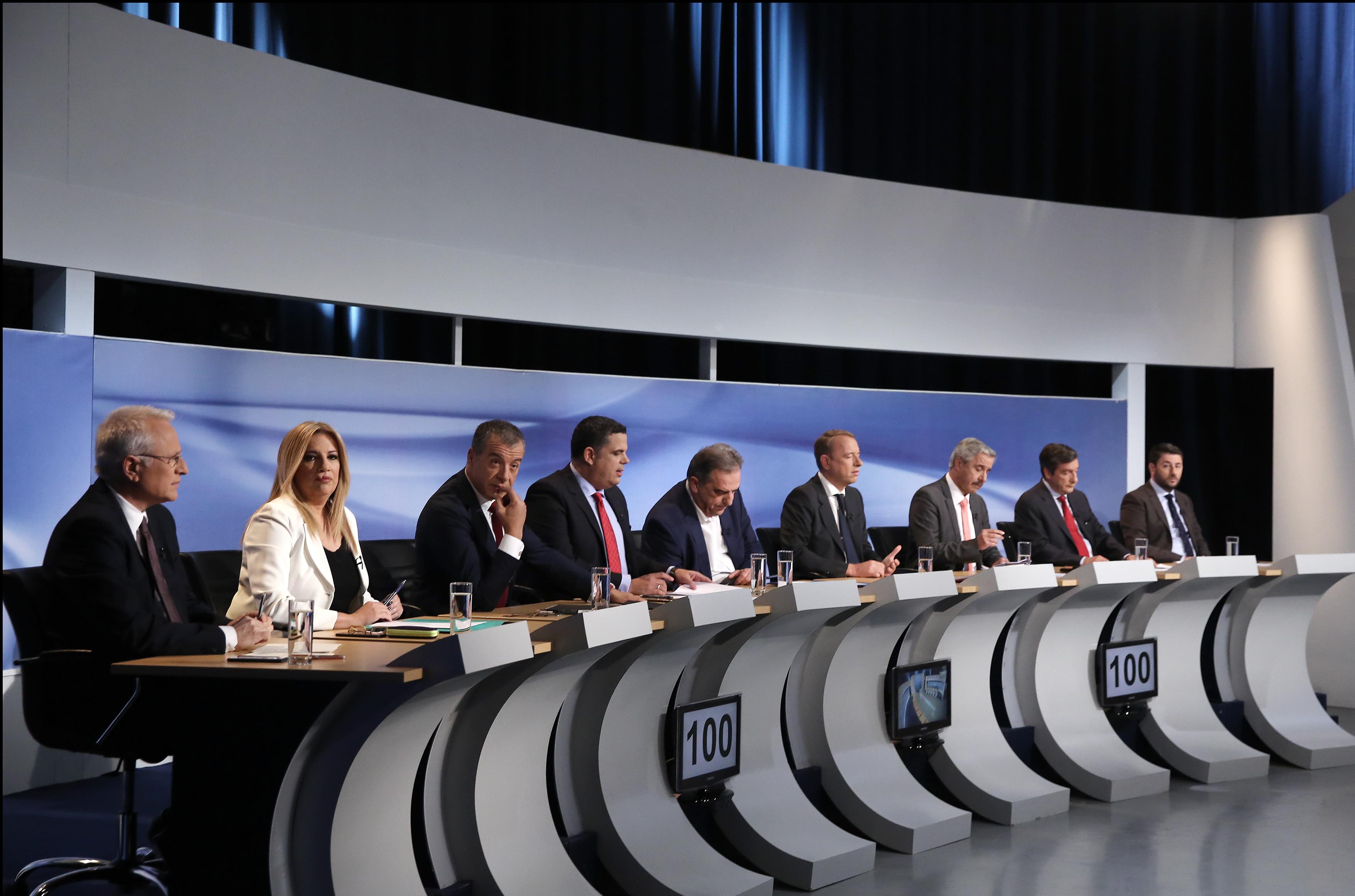 Οι εννέα υποψήφιοι της Κεντροαριστεράς άνοιξαν τα χαρτιά τους