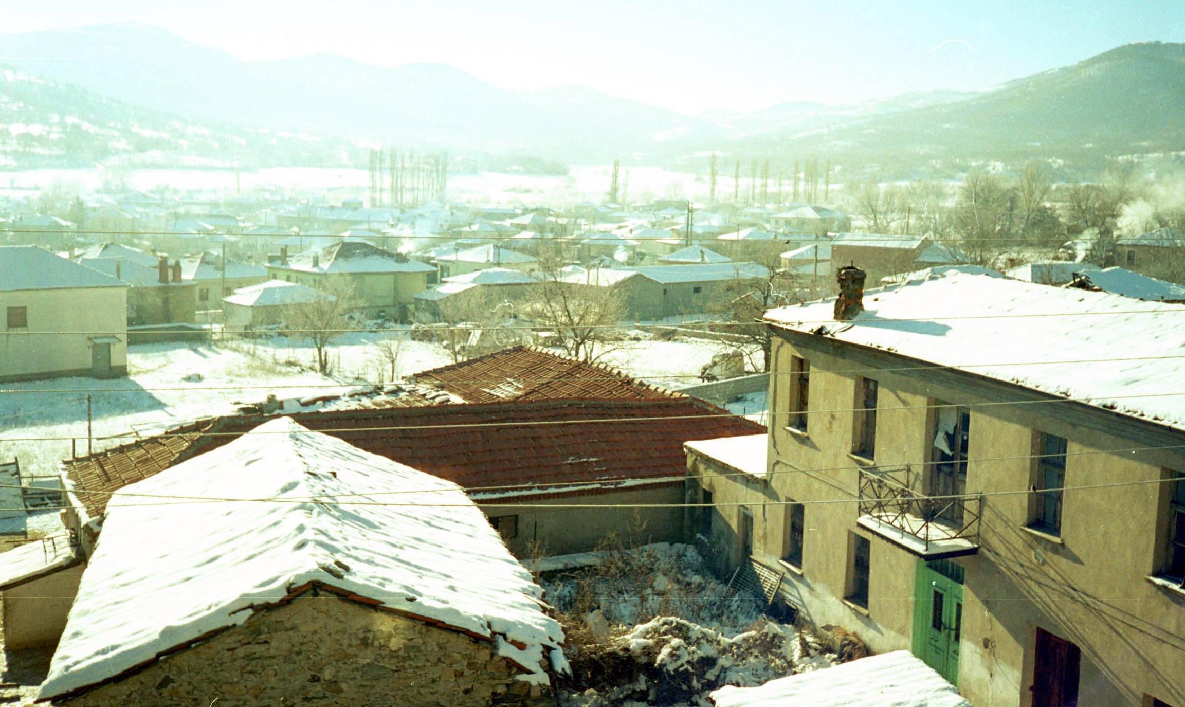 Έπεσαν οι πρώτες νιφάδες χιονιού στη Φλώρινα