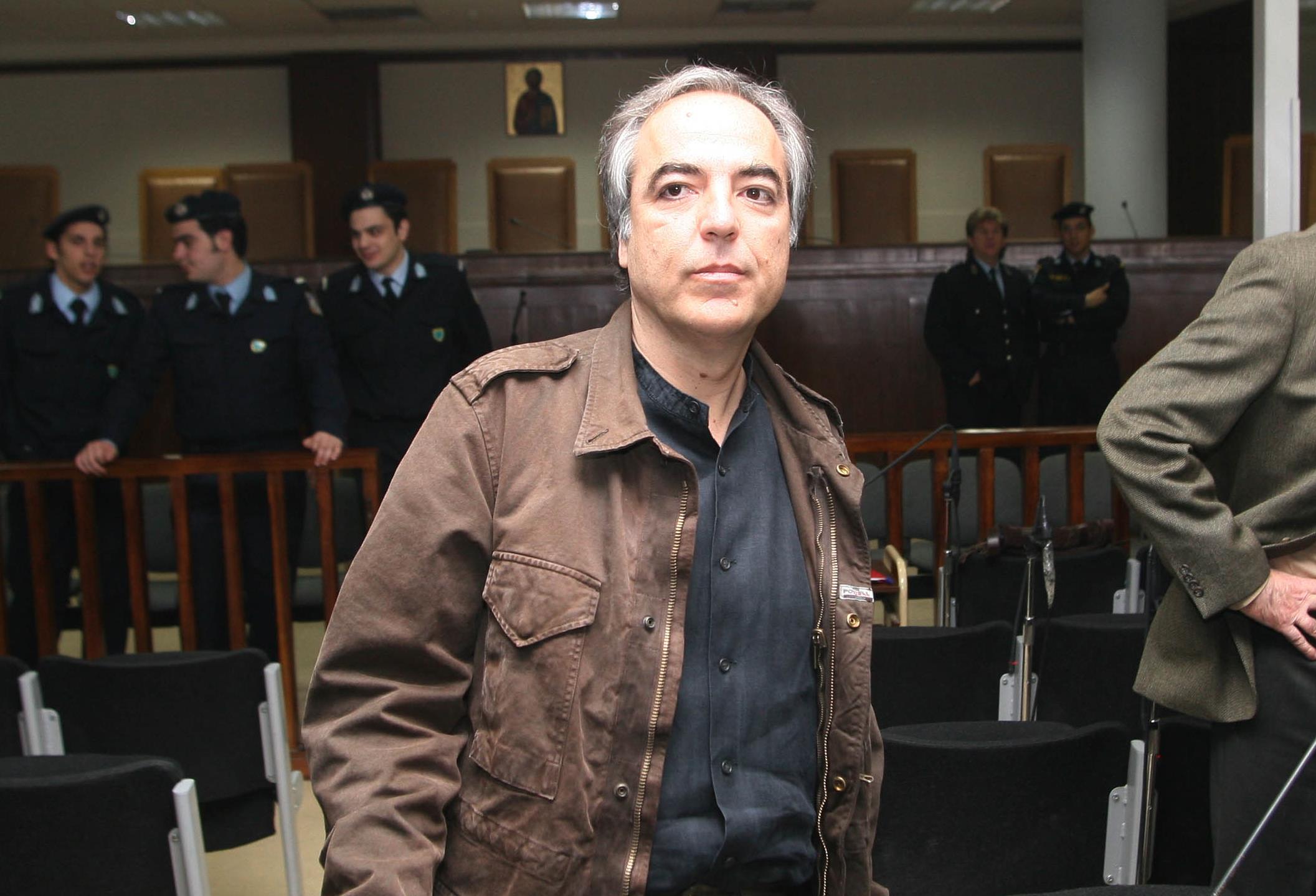 Θέλει να ξαναγίνει μελισσοκόμος ο Κουφοντίνας