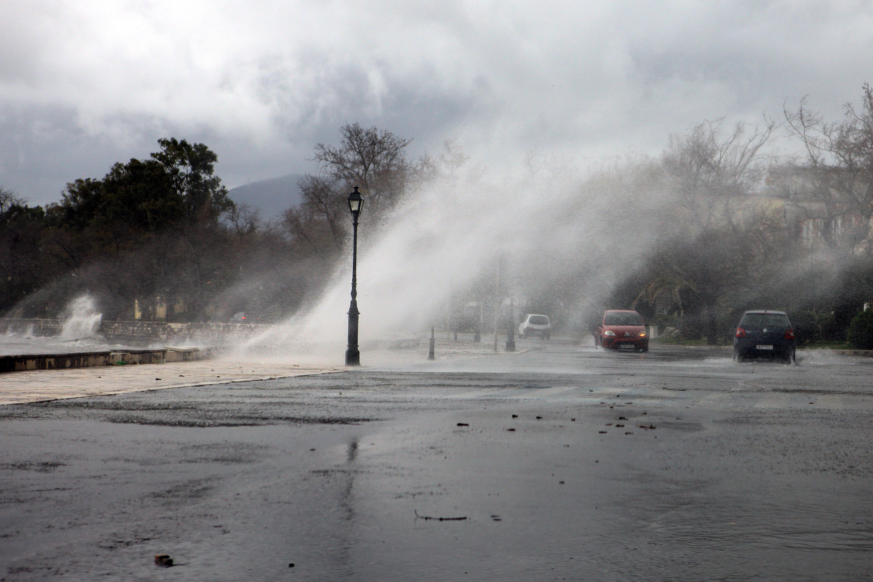 Οικονομική ενίσχυση στους κατοίκους της Κέρκυρας μετά την κακοκαιρία