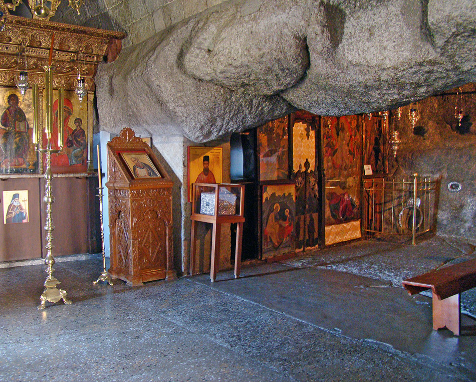 Πάτμος: Η αποκατάσταση του σπηλαίου της Αποκαλύψεως