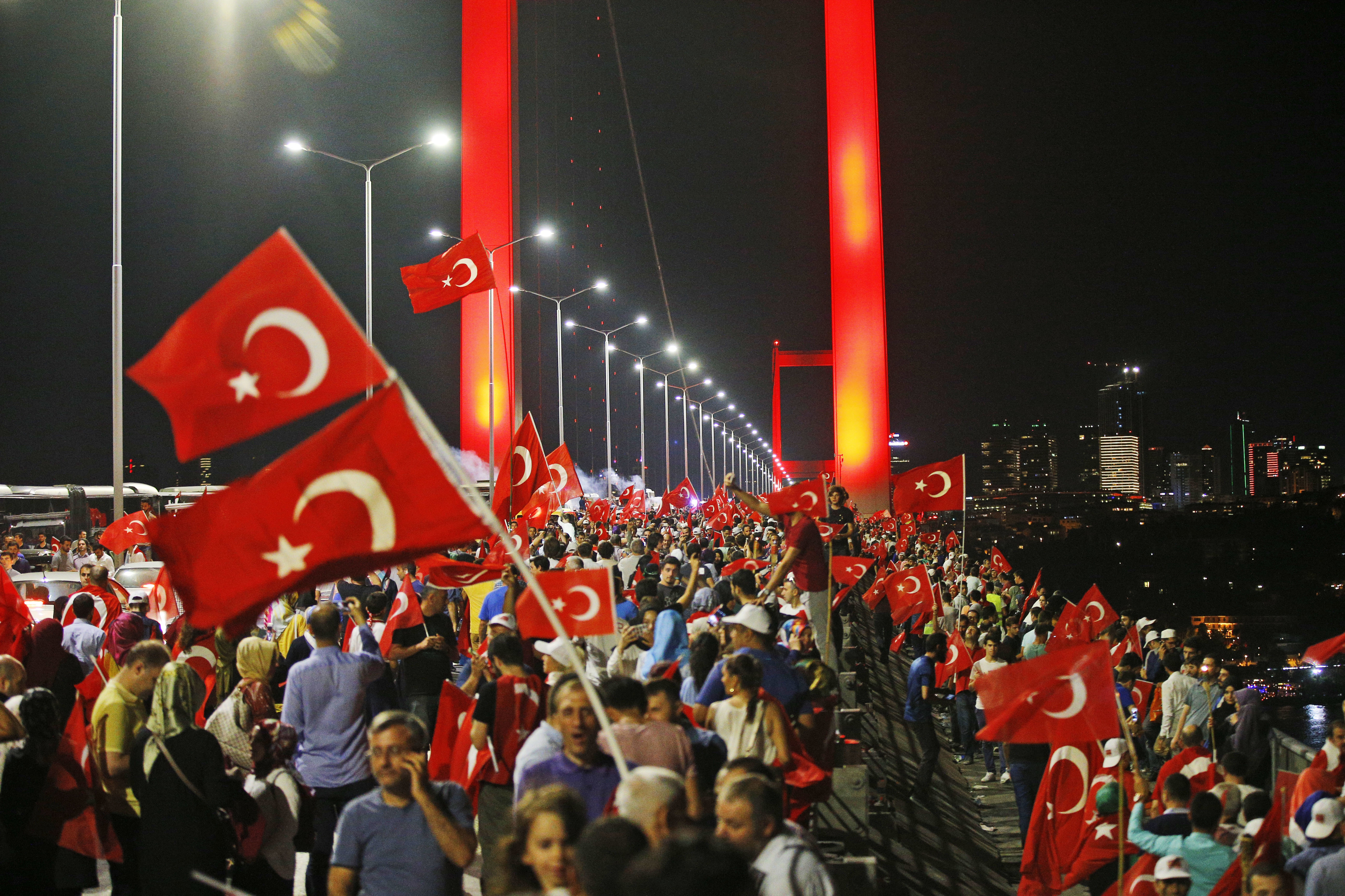 Τουρκία: Εντάλματα σύλληψης σε βάρος 99 υπόπτων