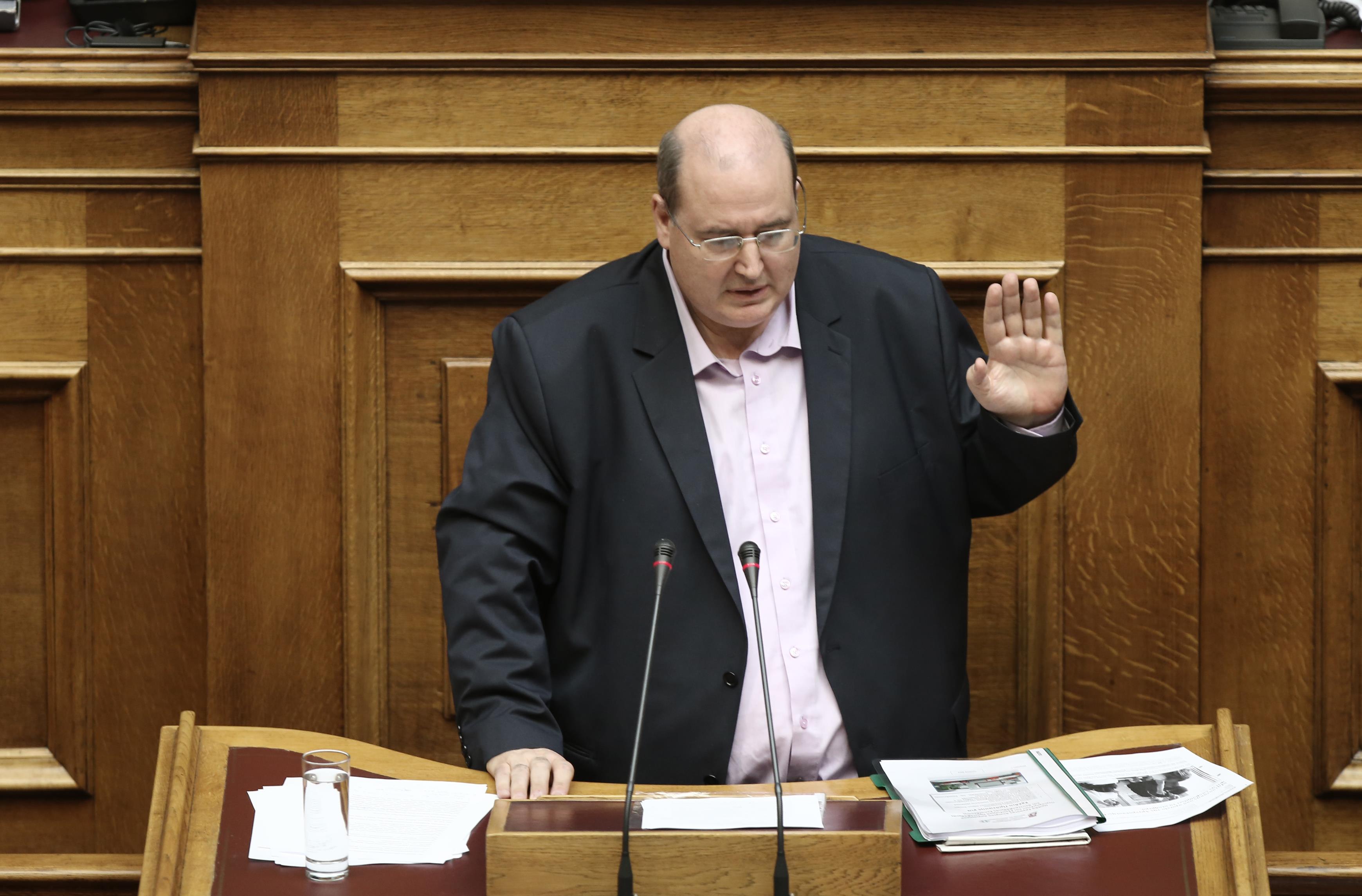 «Βόμβα» Φίλη: Να ακυρωθεί η πώληση όπλων στη Σαουδική Αραβία