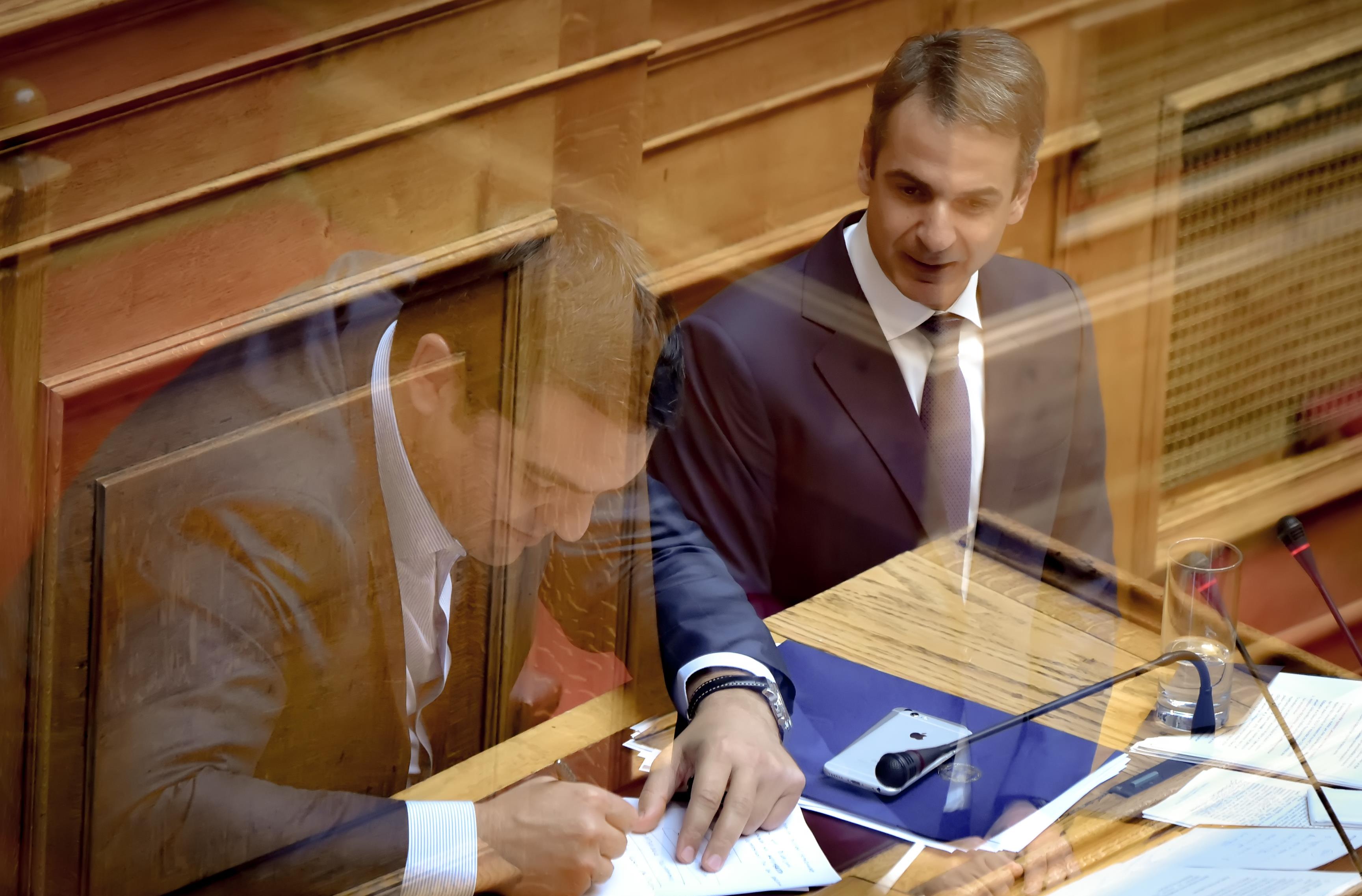 Αντίστροφη μέτρηση για εκλογές «βλέπει» η ΝΔ στο μέρισμα