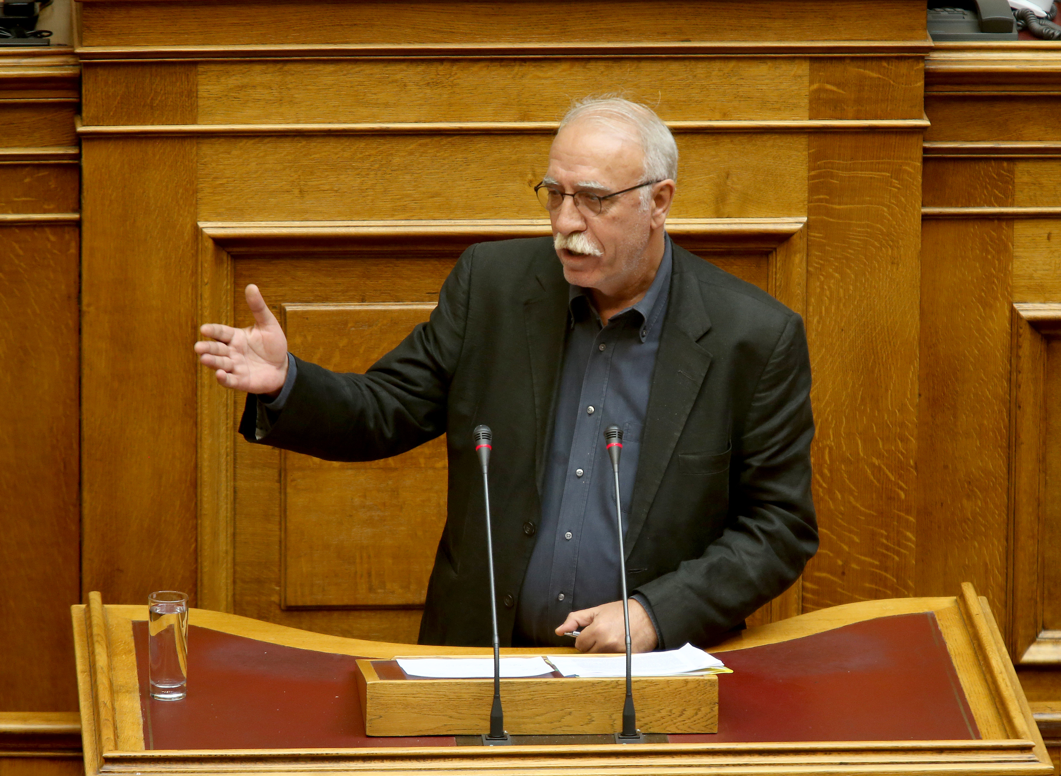 Βίτσας: Παρακολουθούμε εδώ και ένα μήνα αστυνομικό μυθιστόρημα