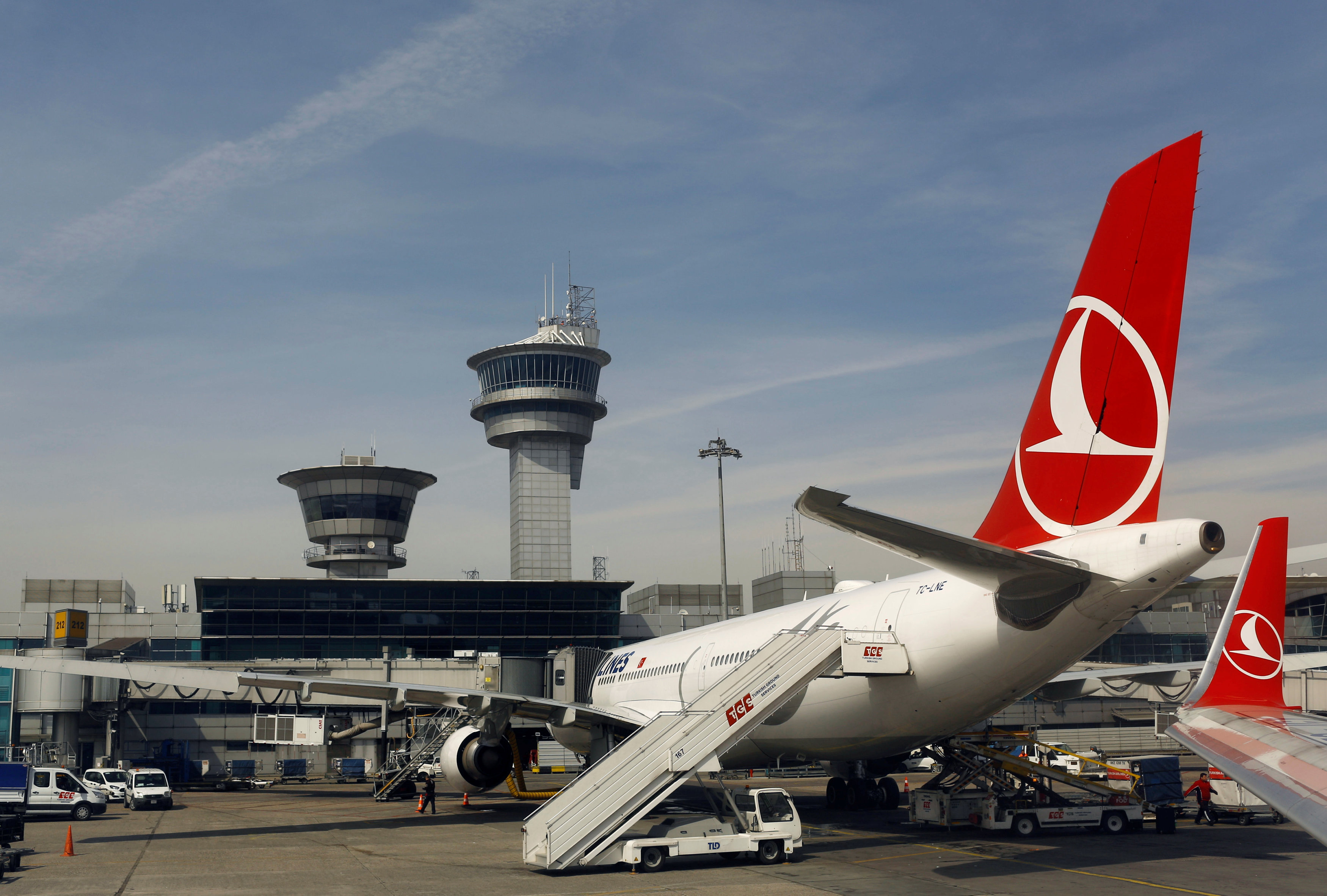 Aπειλή για βόμβα σε αεροπλάνο στο αεροδρόμιο Ατατούρκ