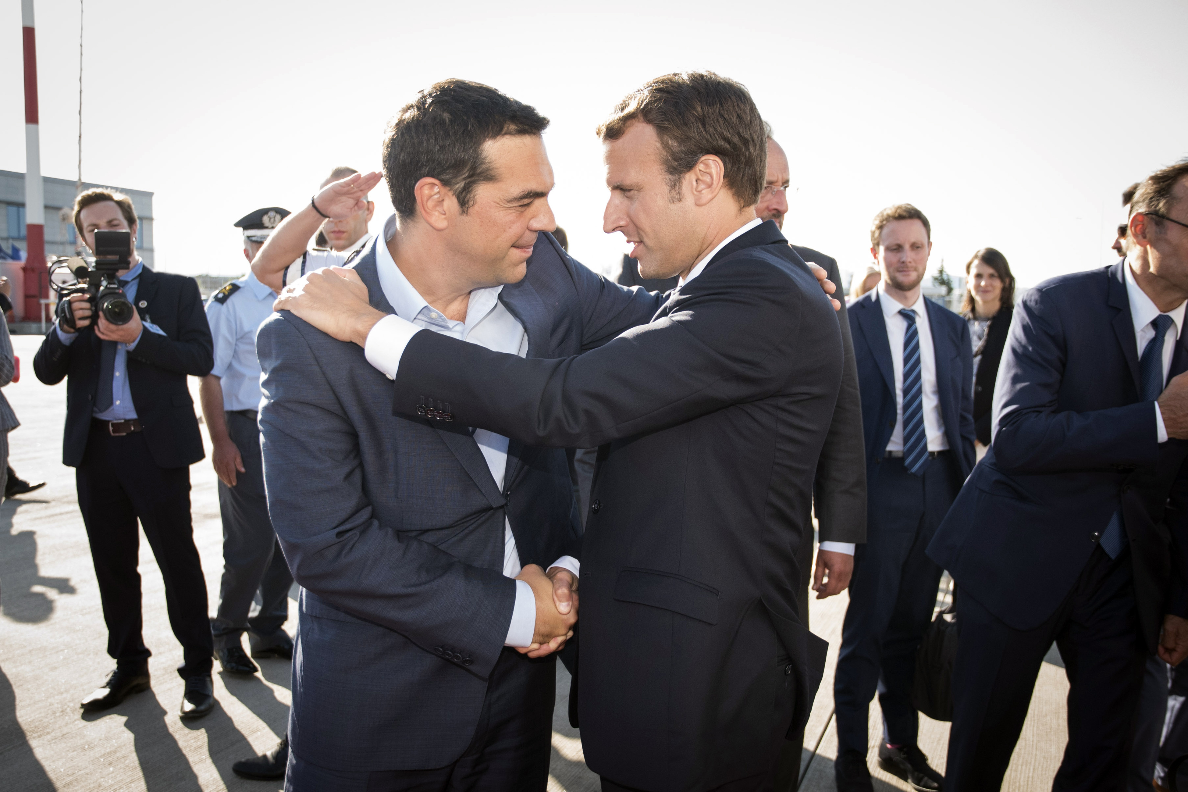 Συνάντηση Τσίπρα – Μακρόν την Παρασκευή