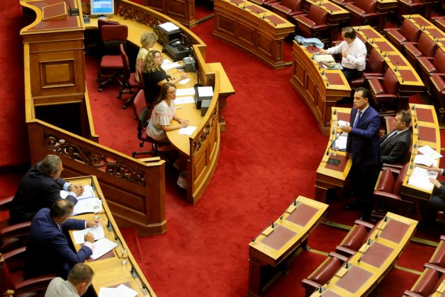Κόντρα ΣΥΡΙΖΑ-Γεωργιάδη για τους φορολογικούς παραδείσους