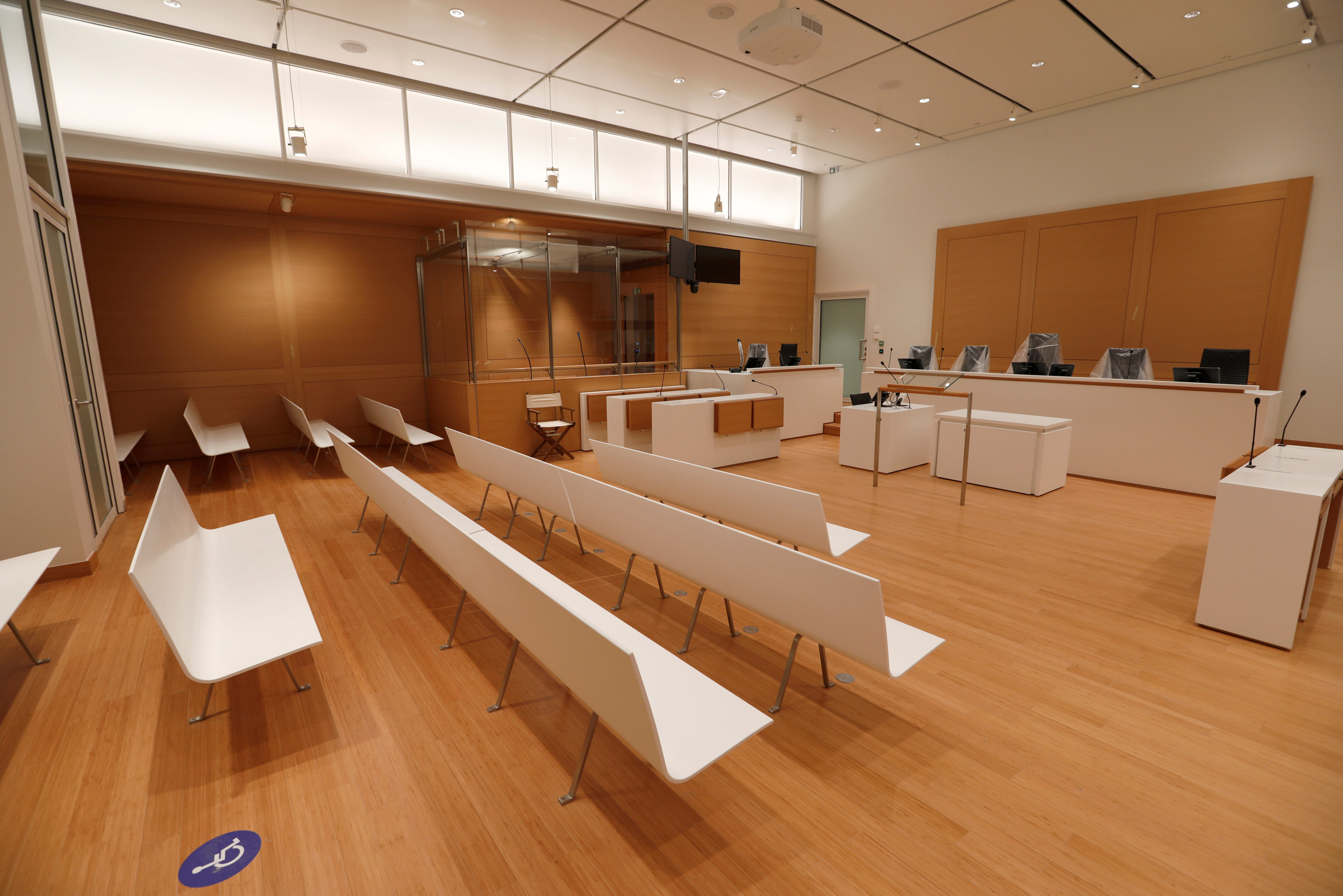 Γαλλία: Φυλάκιση δημοτικού συμβούλου για πρόταση σε βάρος Ρομά