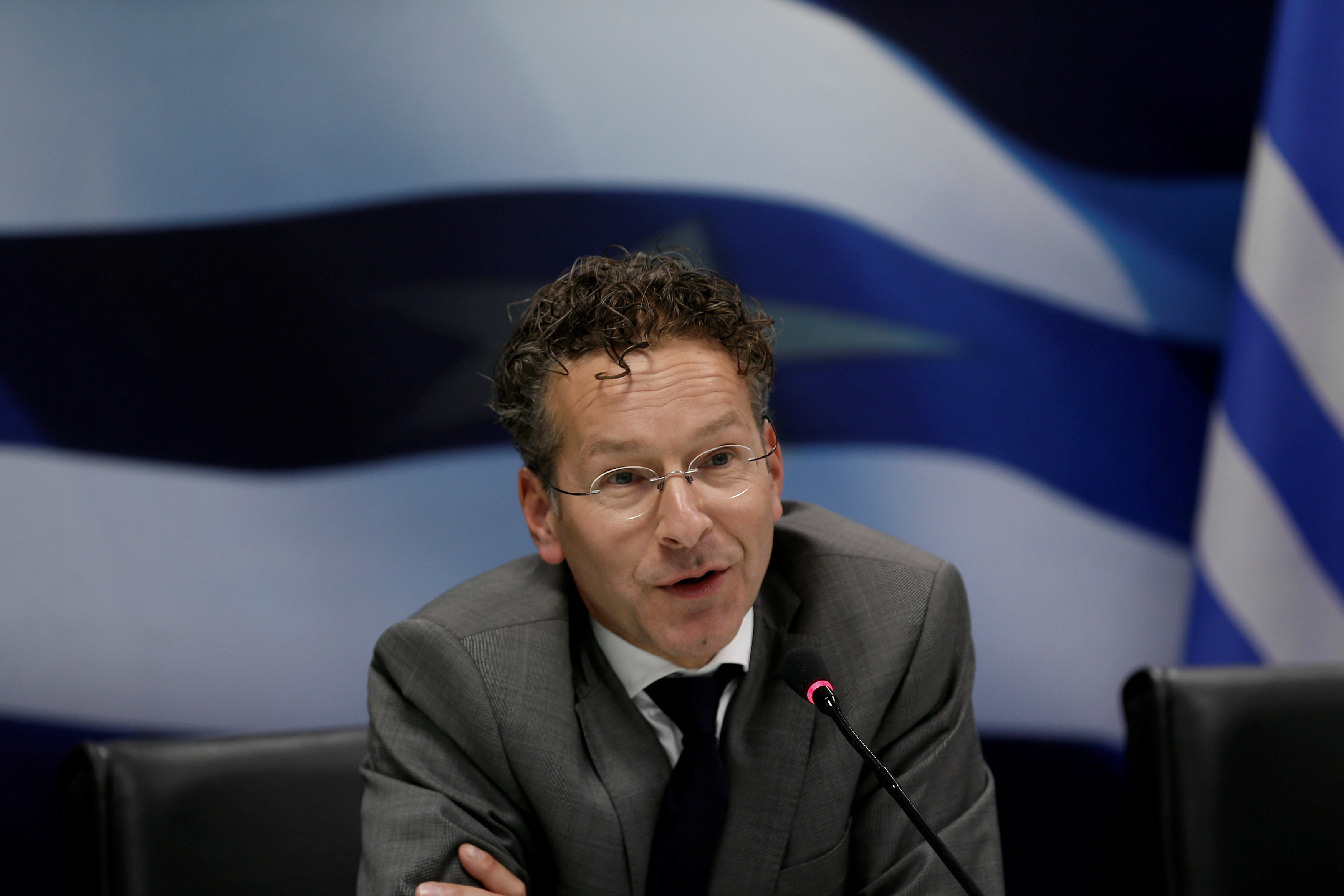 Ντάισελμπλουμ: Προτεραιότητα η επαναφορά των ΣΣΕ μετά τη λήξη του μνημονίου