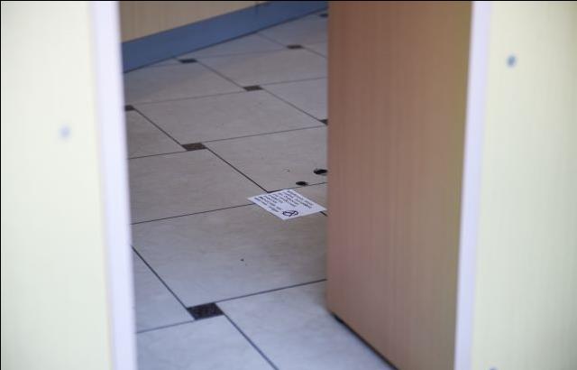 Επίθεση σε συμβολαιογραφικό γραφείο από αντιεξουσιαστές