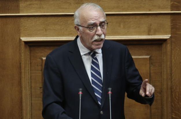 Σε επιτυχή επέμβαση στο μάτι υπεβλήθη ο ΑΝΥΕΘΑ Δημήτρης Βίτσας