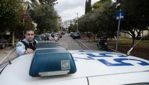 Συνελήφθη 55χρονος που μετέφερε με φορτηγό 90 αλλοδαπούς