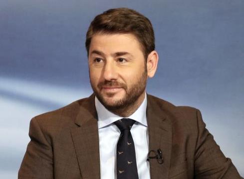 Ανδρουλάκης: Δεν αξίζει στην Ελλάδα η μιζέρια